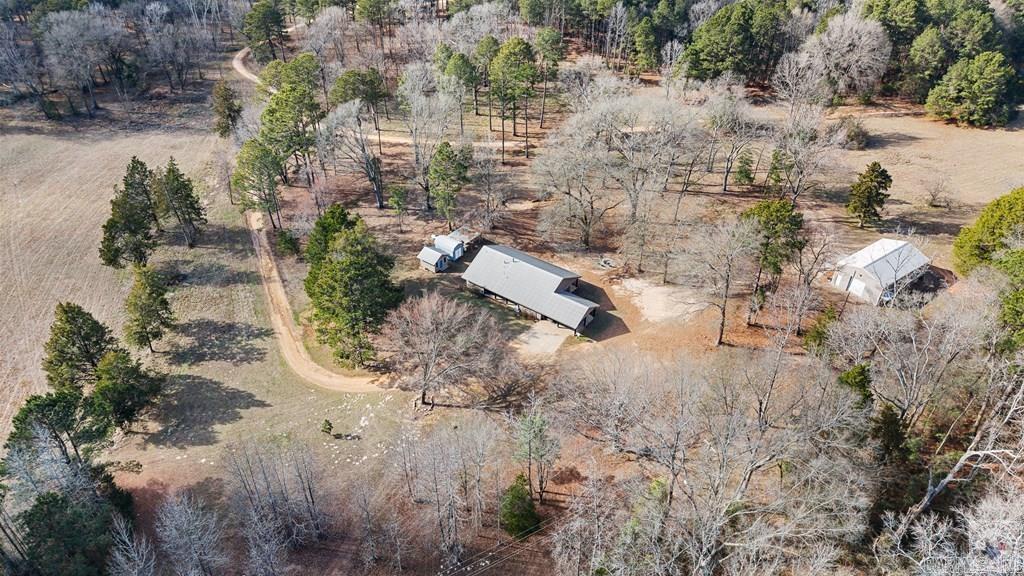 401 South St. Douglassville, TX 75560