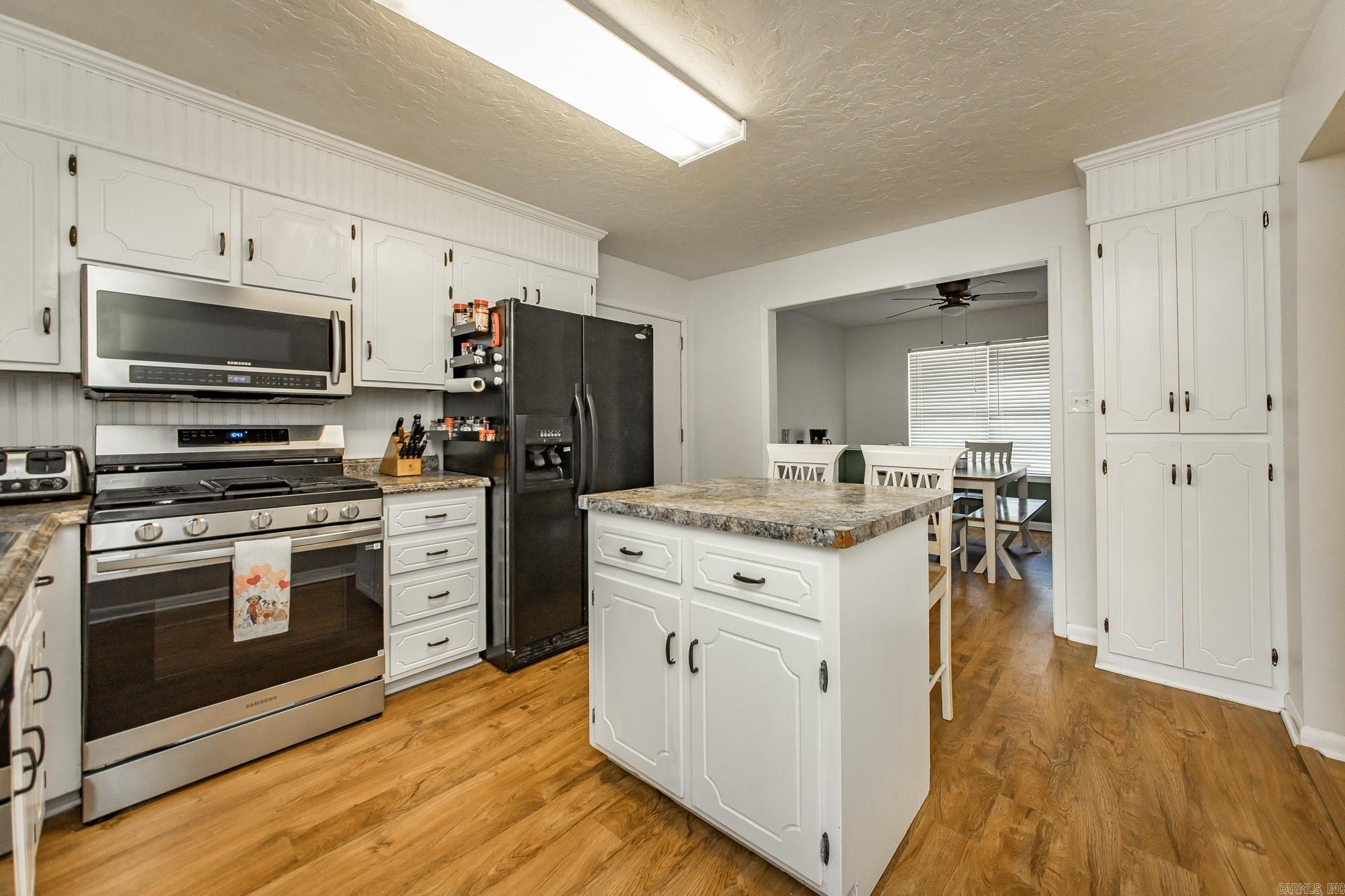 9 Pepper Tree Place Searcy, AR 72143-6431