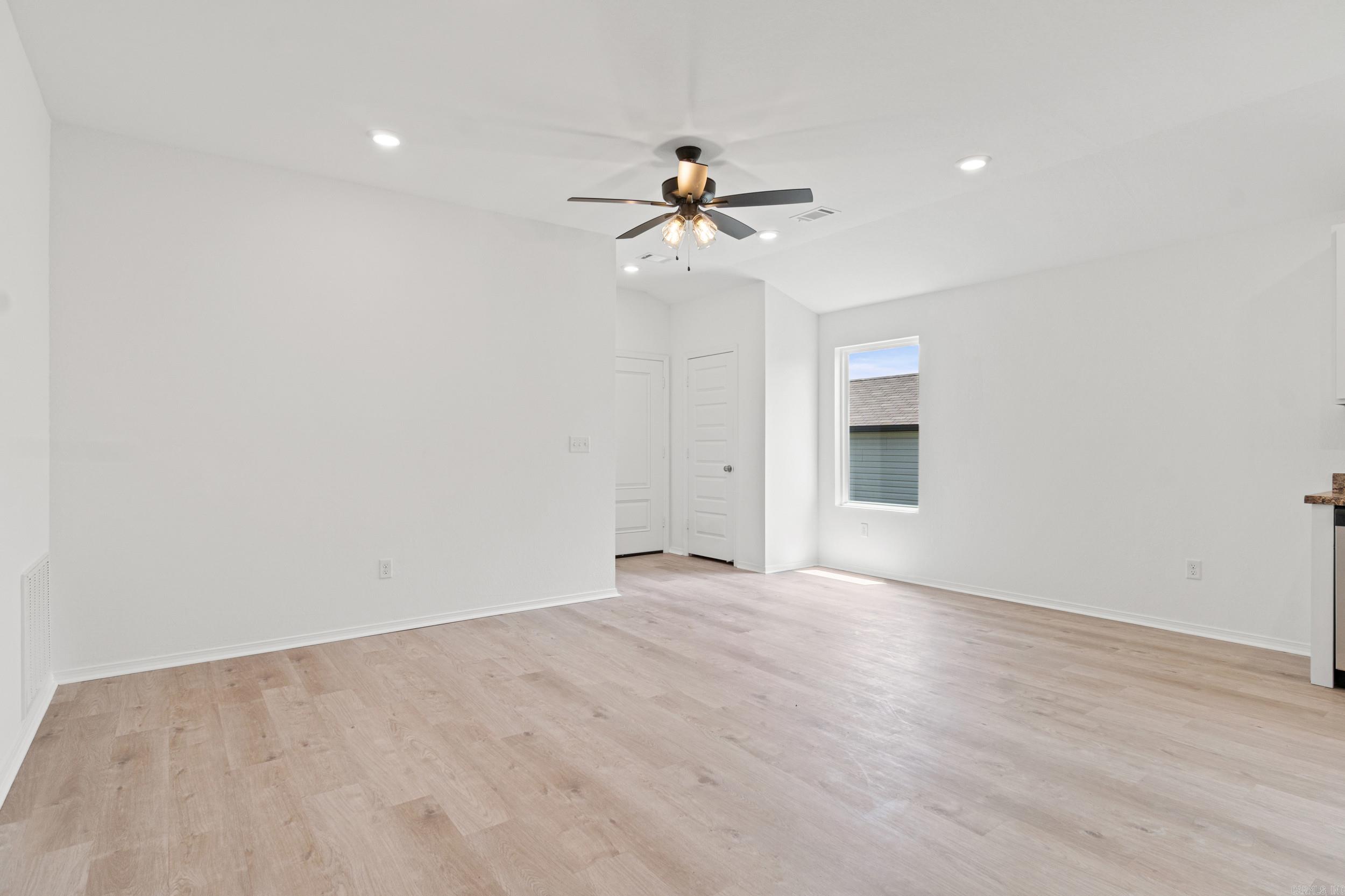 6634 Hollywood Avenue Benton, AR 72019