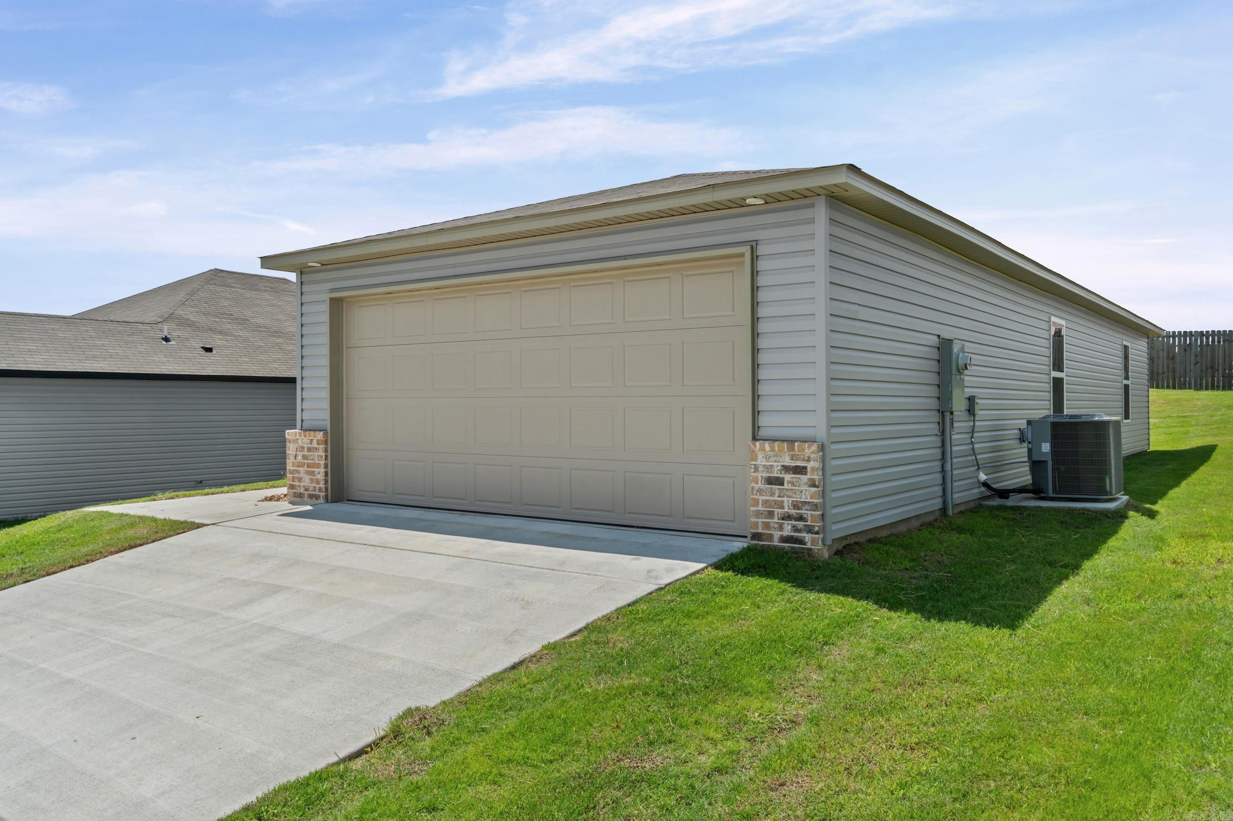 6634 Hollywood Avenue Benton, AR 72019