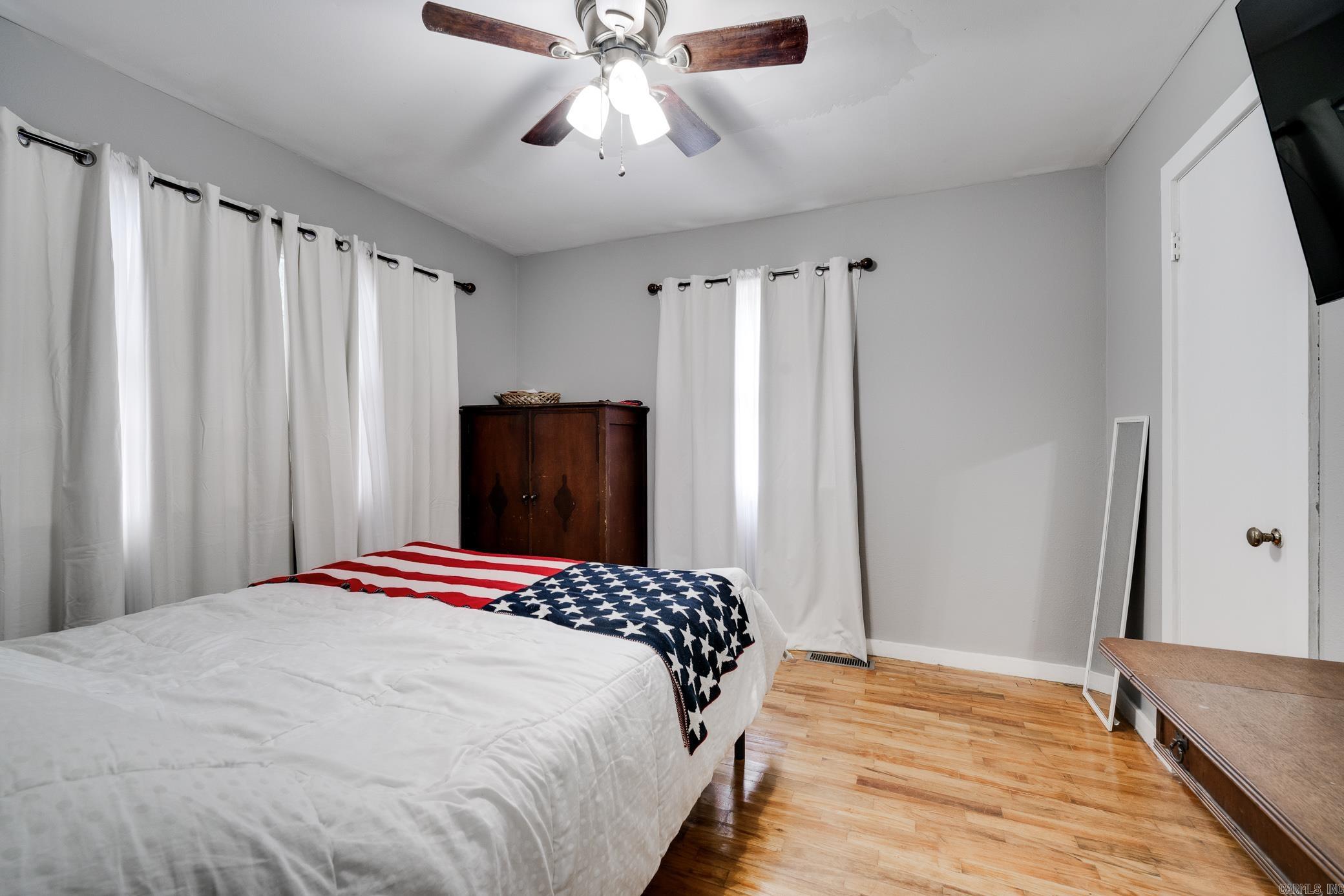 1204 W Main  Heber Springs, AR