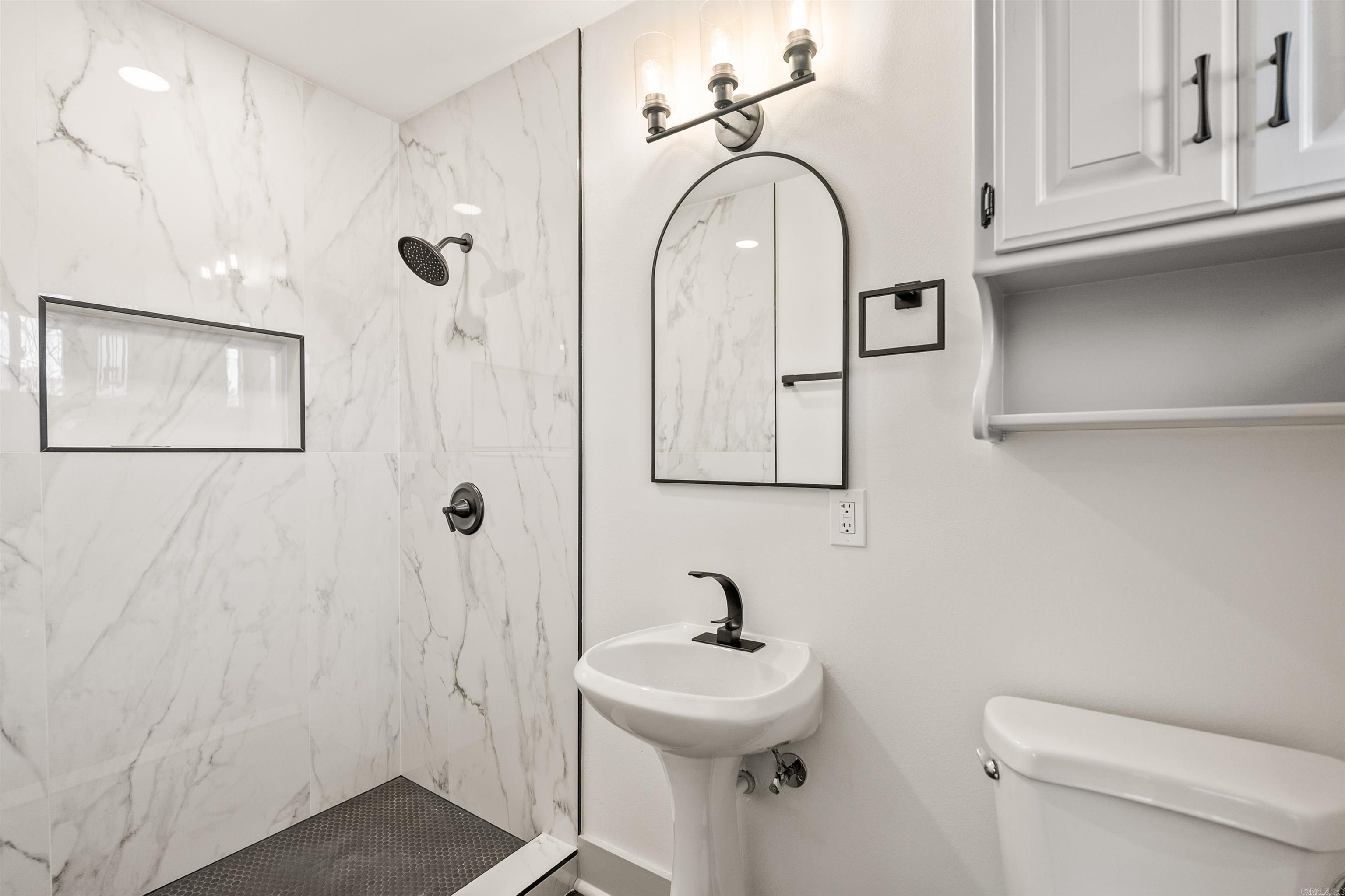 201 Hillwood  Sherwood, AR