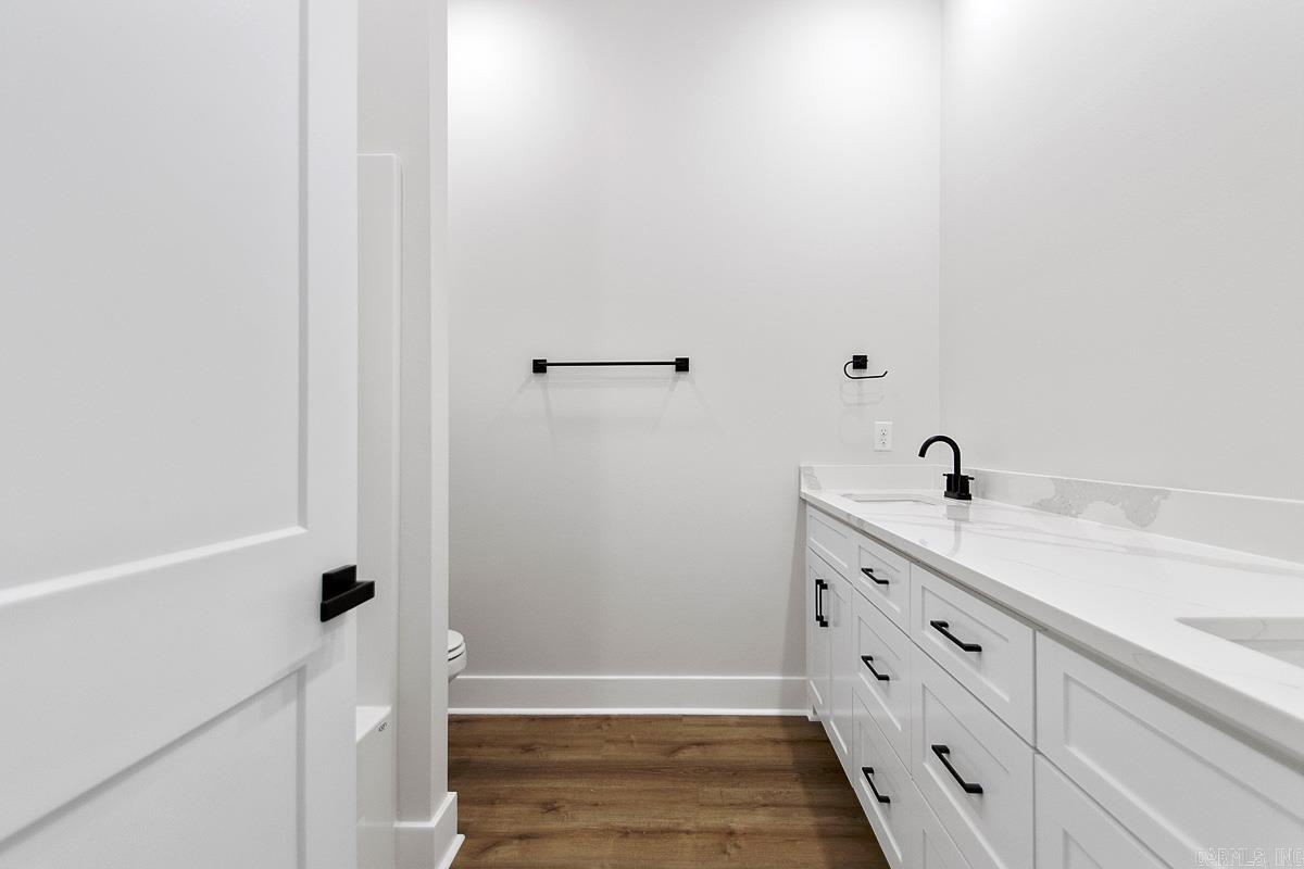 613 Valley Oak Drive Sherwood, AR 72120