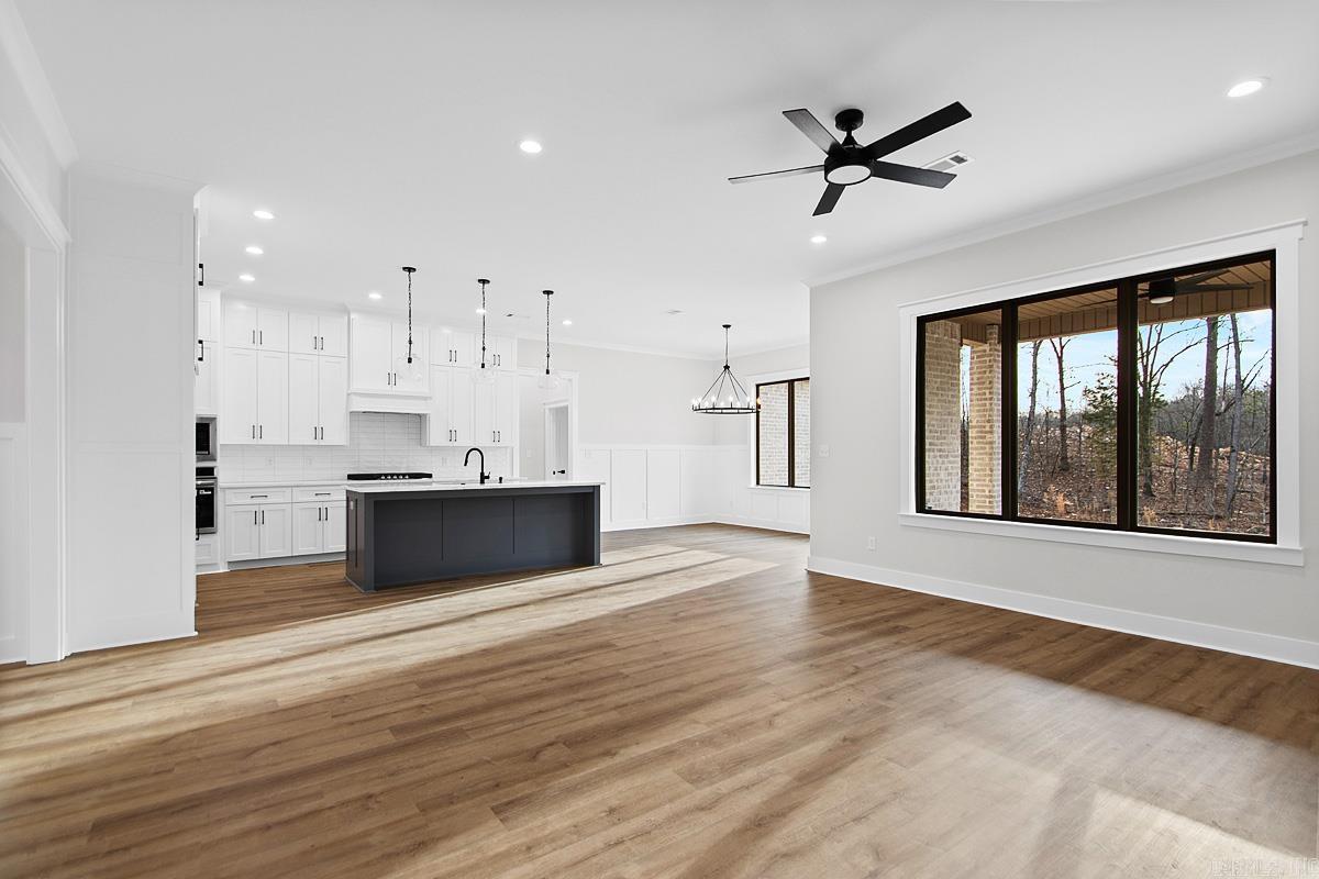 613 Valley Oak Drive Sherwood, AR 72120