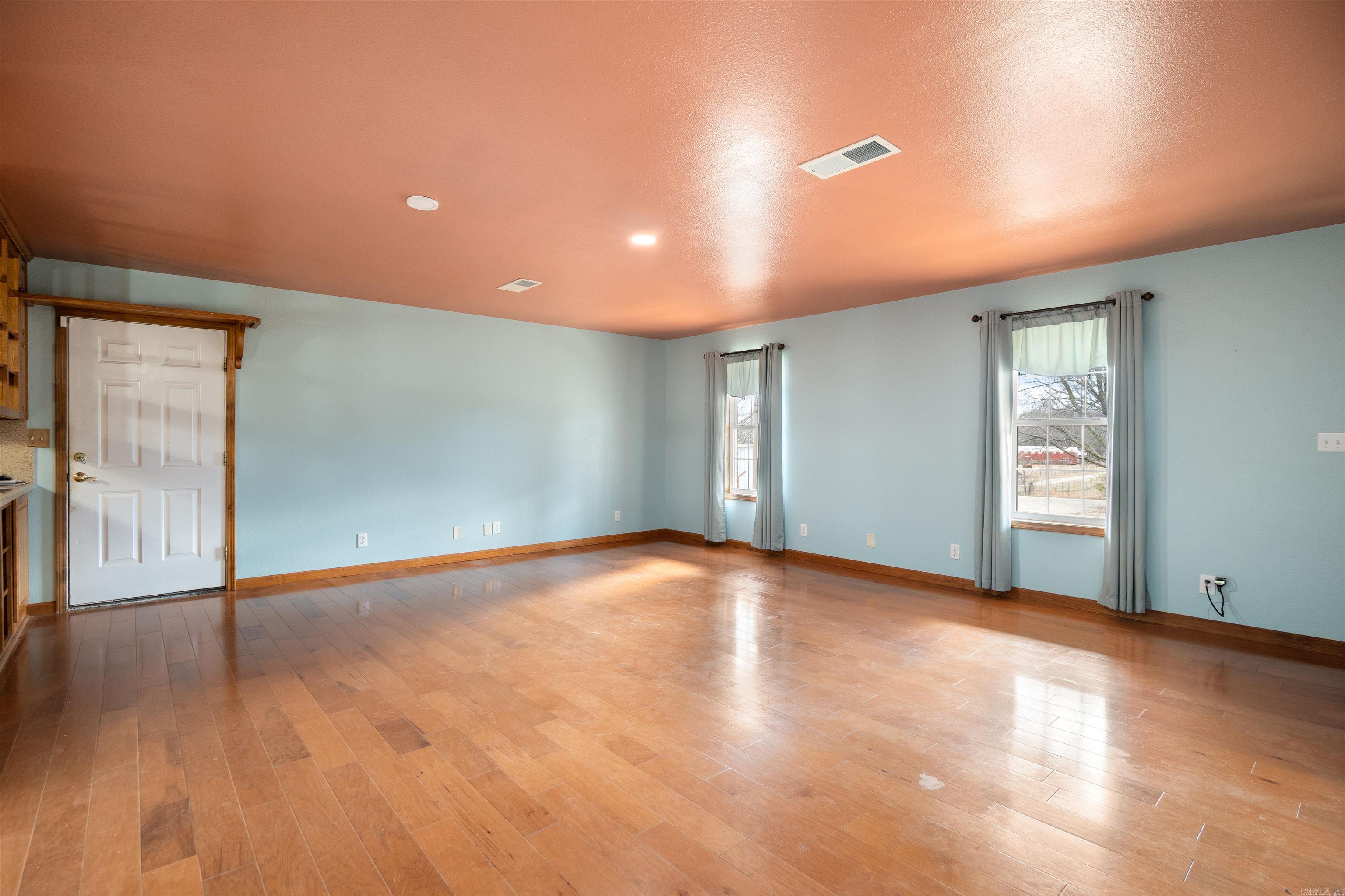 250 CR 793 Brookland, AR 72417