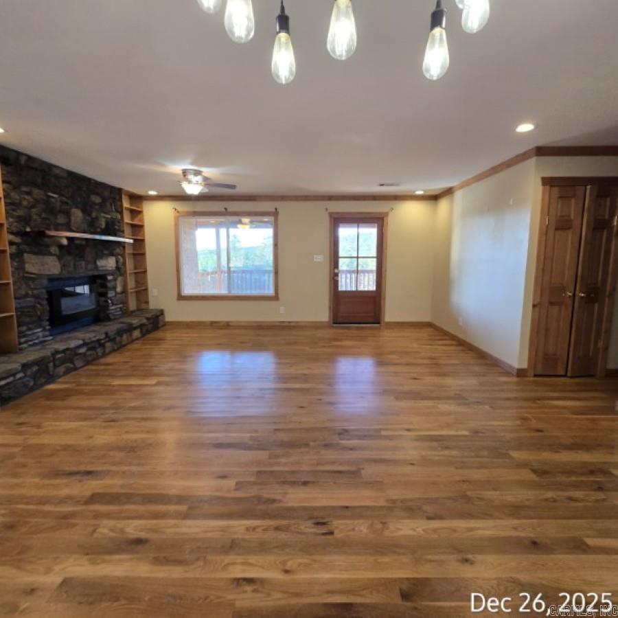 4638 Hwy 16  Clinton, AR