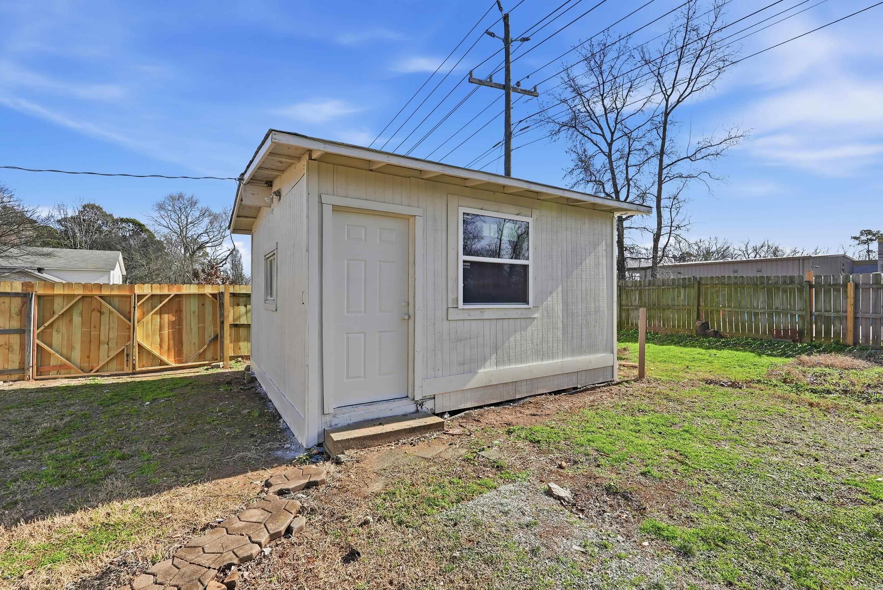 201 Zachary Cove  Bryant, AR