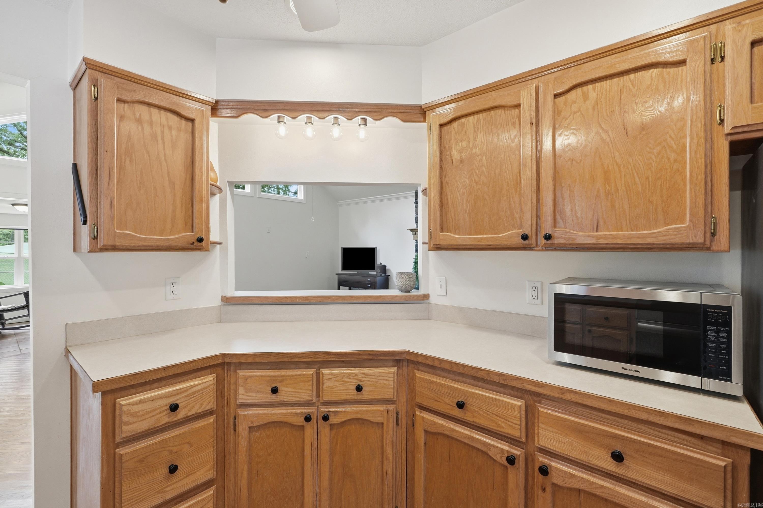 313 Snead Drive  Fairfield Bay, AR