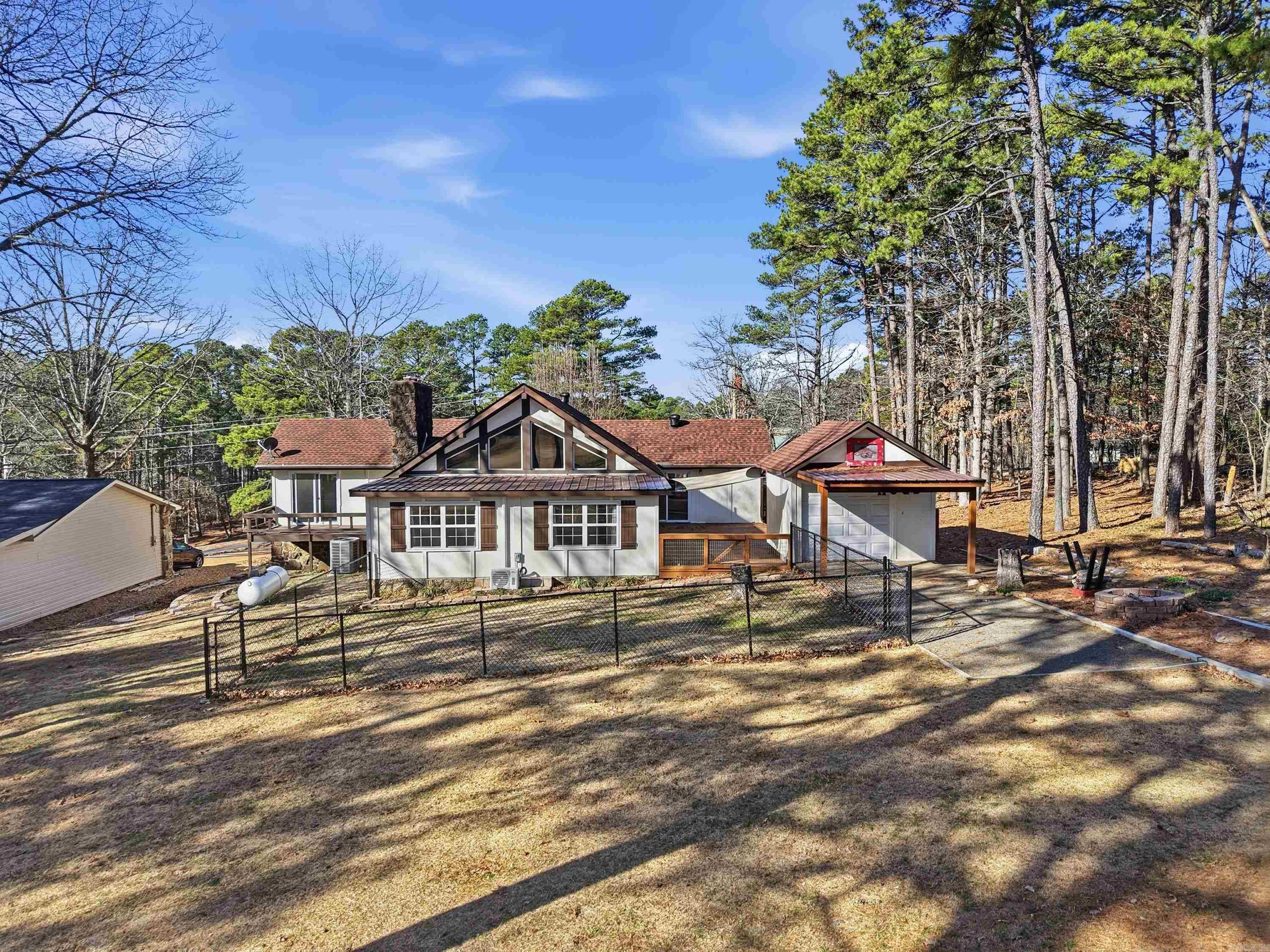 313 Snead Drive  Fairfield Bay, AR