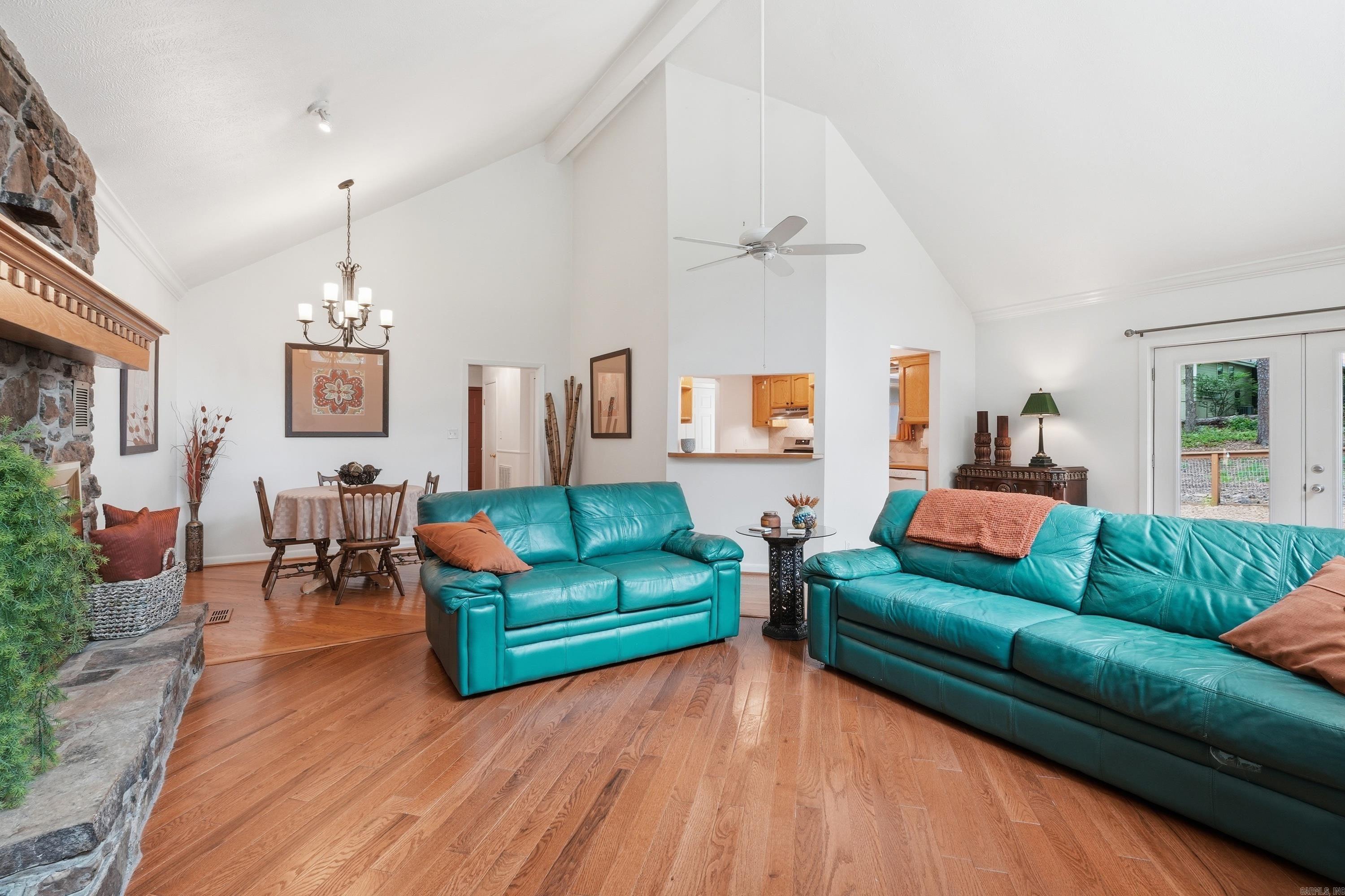 313 Snead Drive  Fairfield Bay, AR
