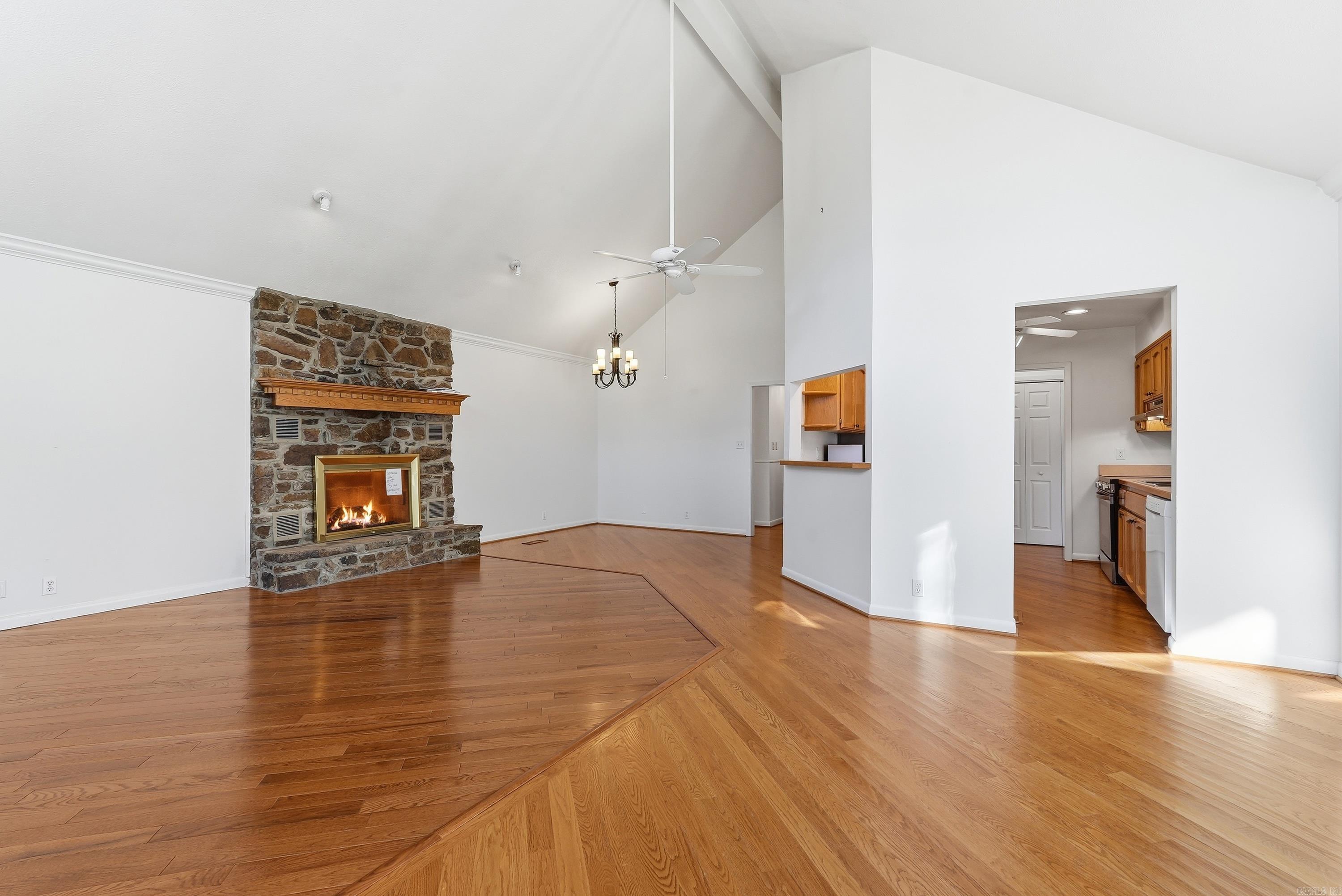 313 Snead Drive  Fairfield Bay, AR