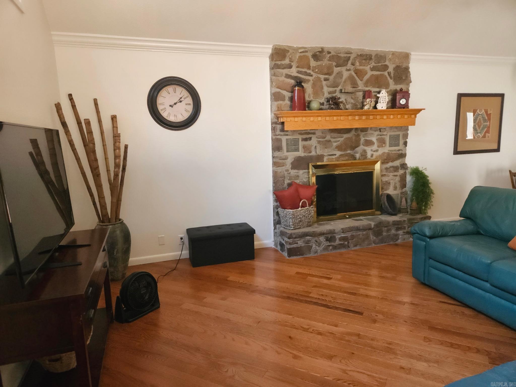 313 Snead Drive  Fairfield Bay, AR