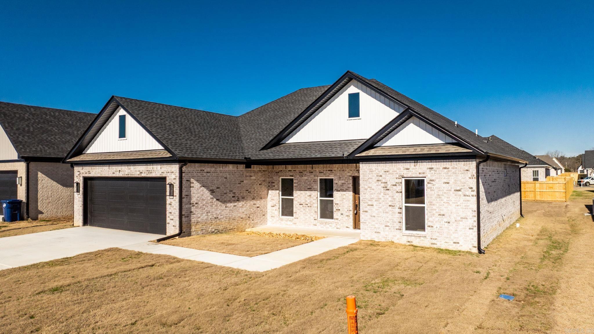 7 Songbird Greenbrier, AR 72058