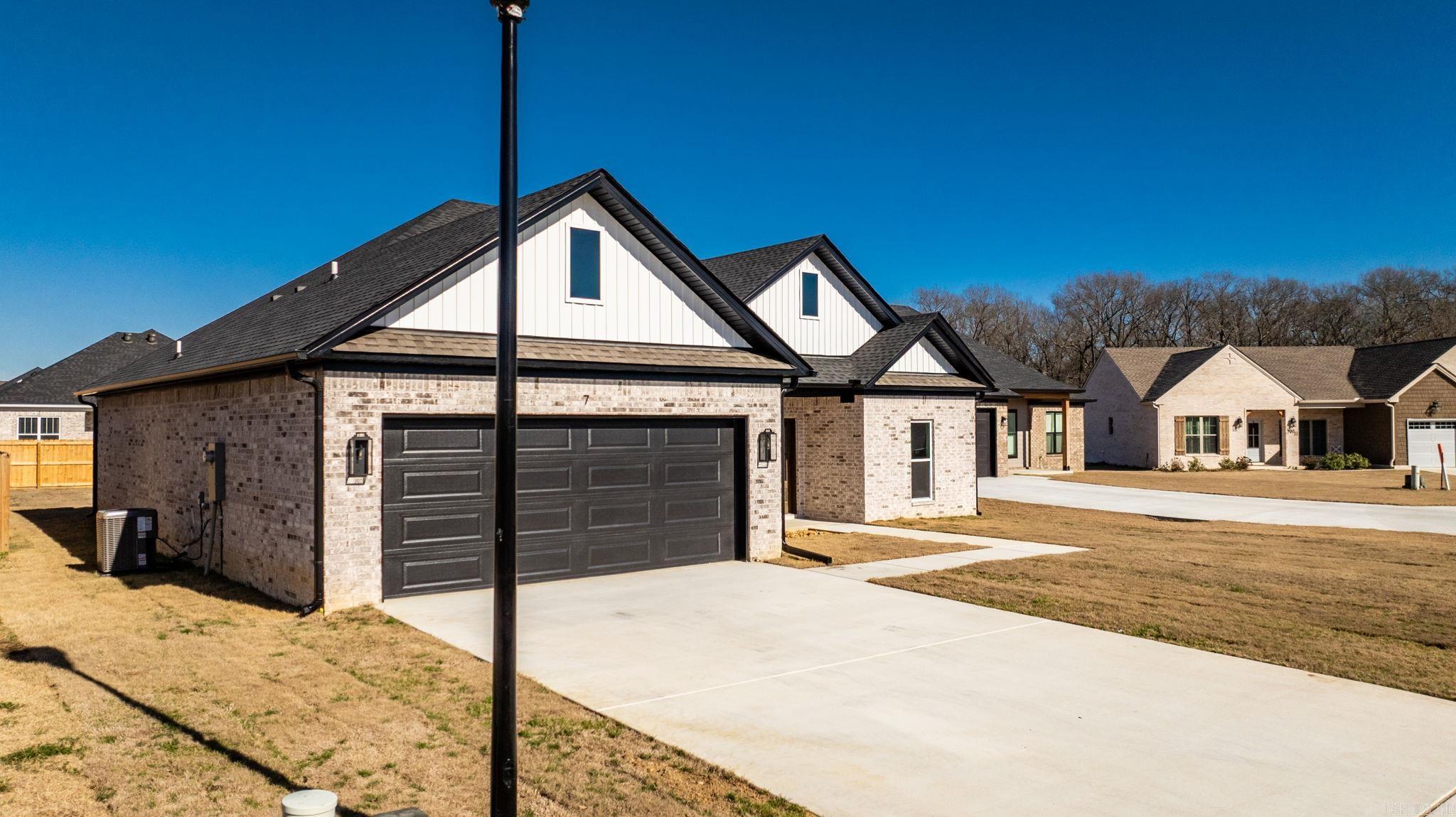 7 Songbird Greenbrier, AR 72058