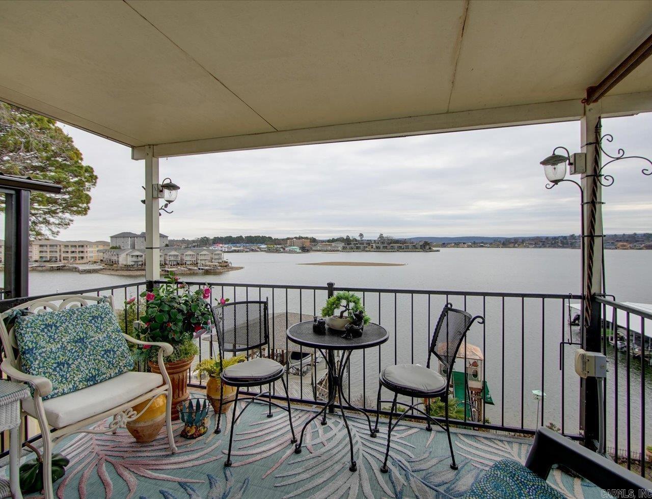 165 Pretti Point Lake Hamilton, AR 71913