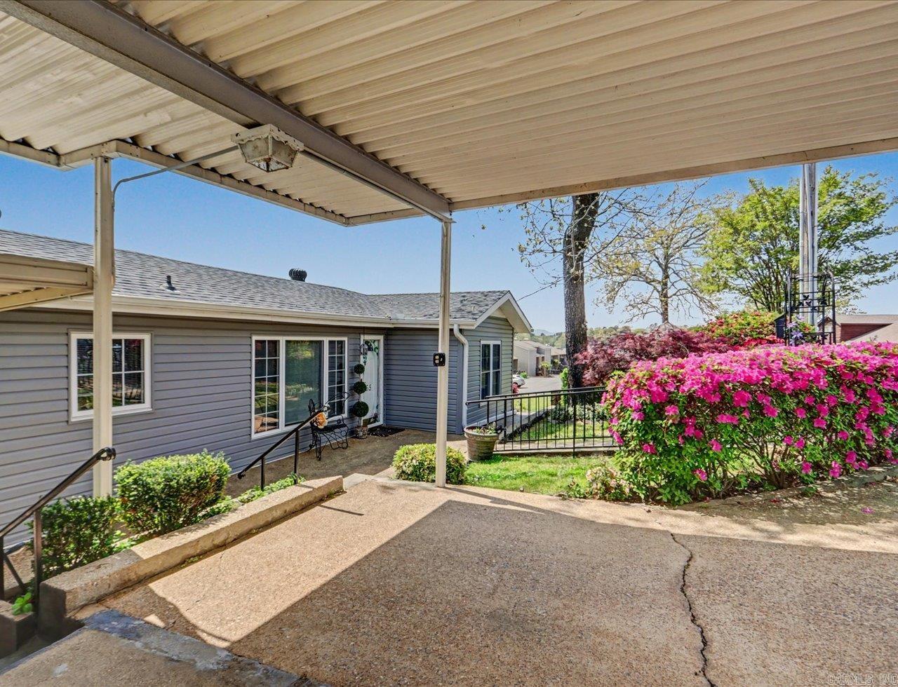 165 Pretti Point Lake Hamilton, AR 71913