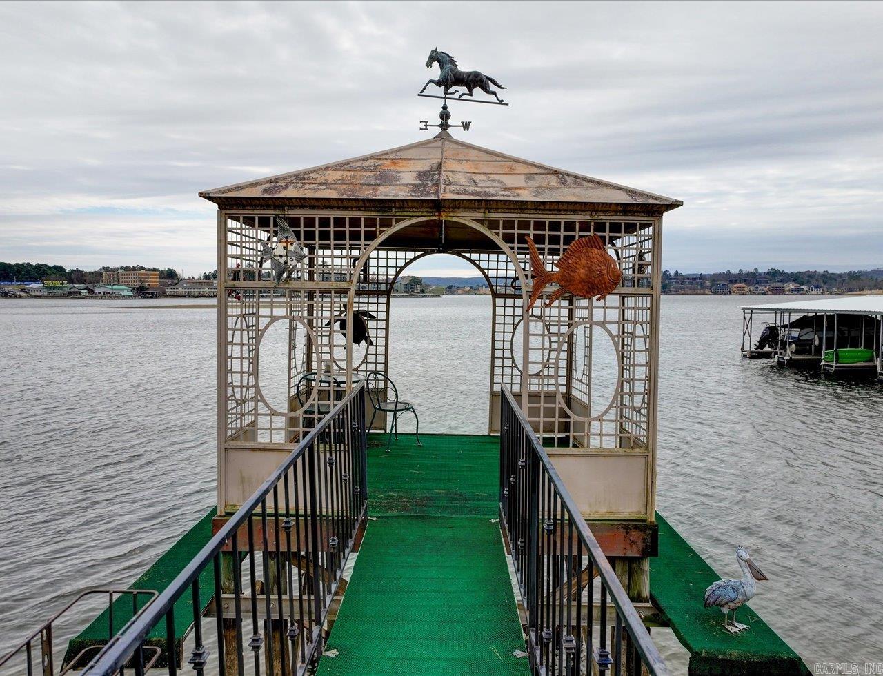 165 Pretti  Lake Hamilton, AR