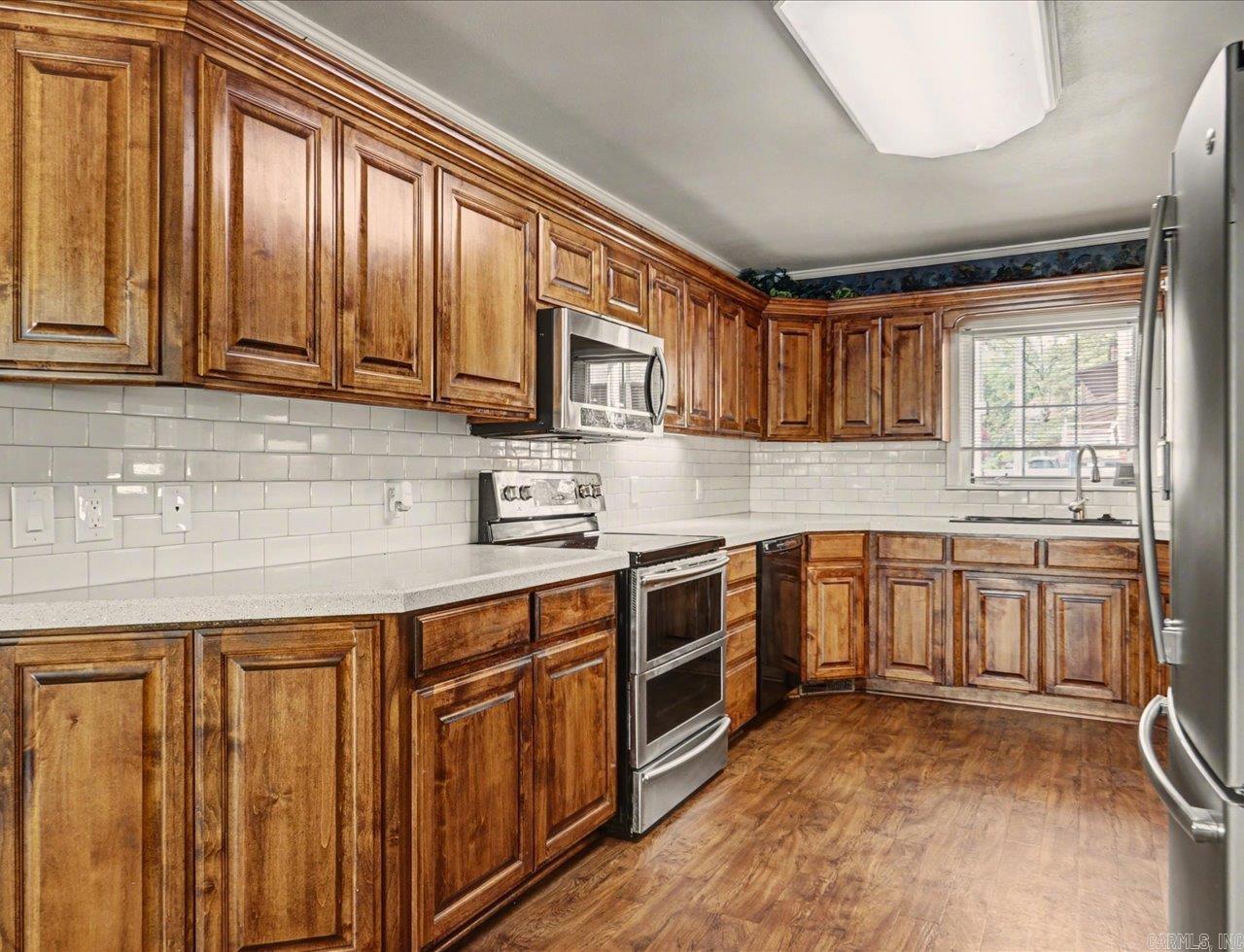 165 Pretti Point Lake Hamilton, AR 71913