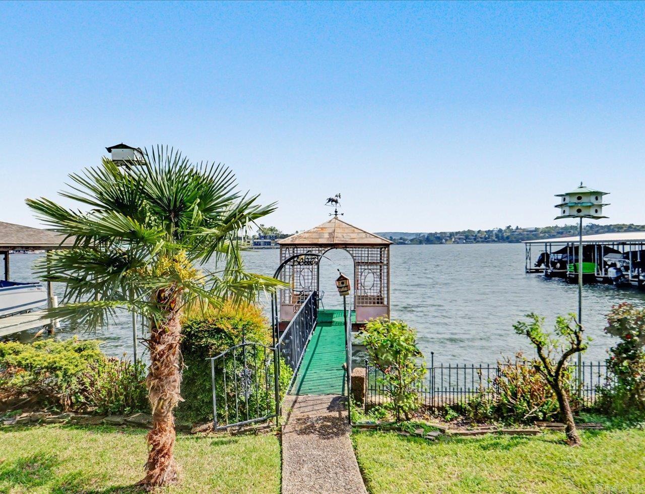 165 Pretti Point Lake Hamilton, AR 71913