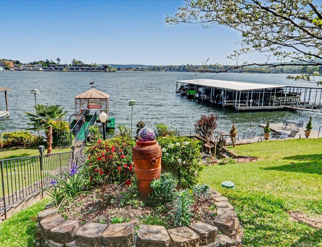 165 Pretti Point Lake Hamilton, AR 71913