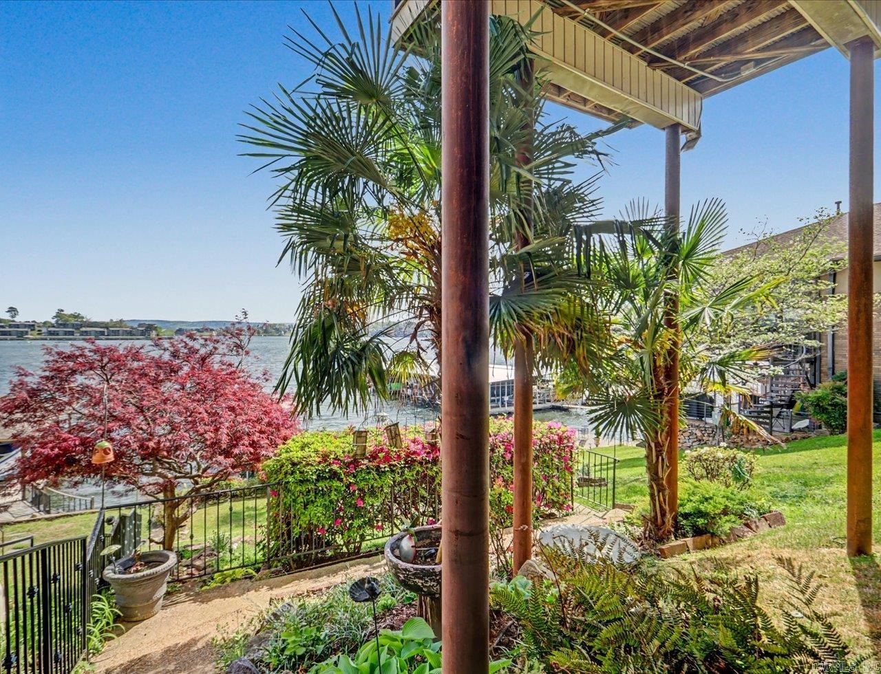 165 Pretti Point Lake Hamilton, AR 71913