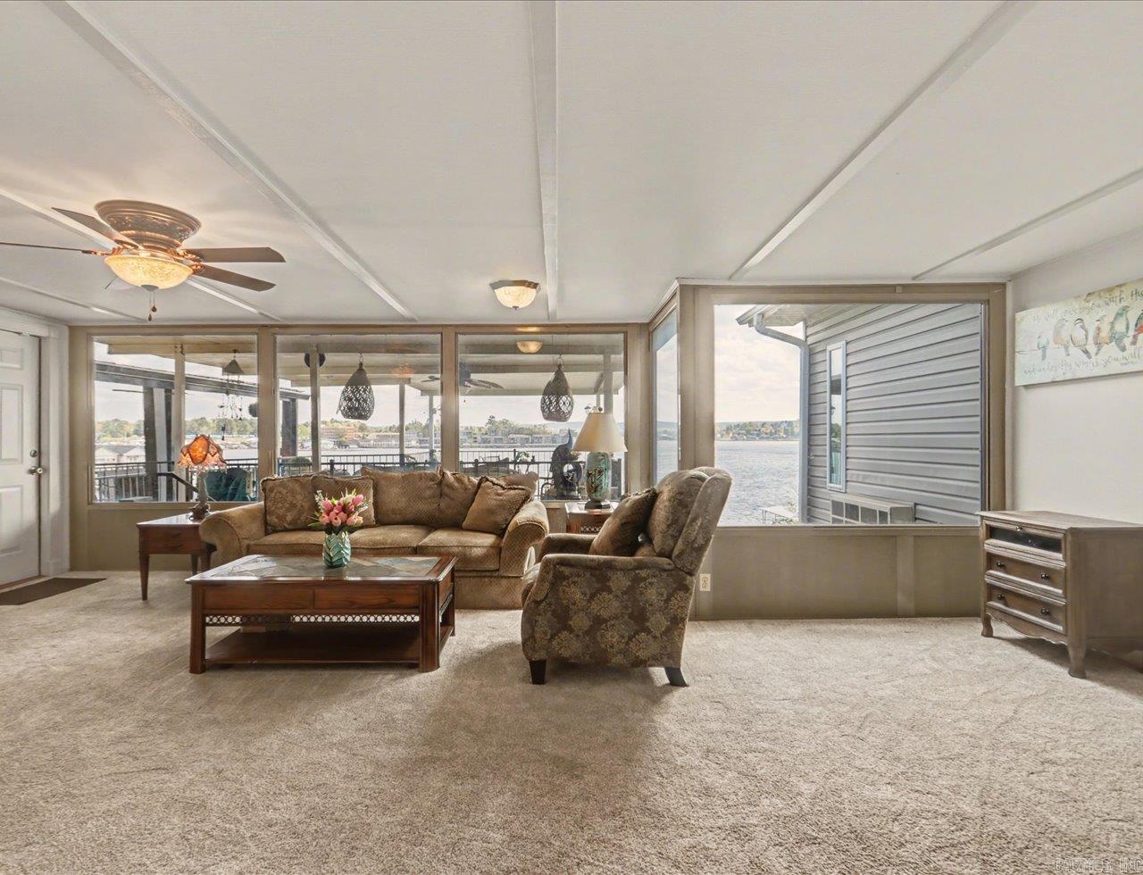 165 Pretti Point Lake Hamilton, AR 71913