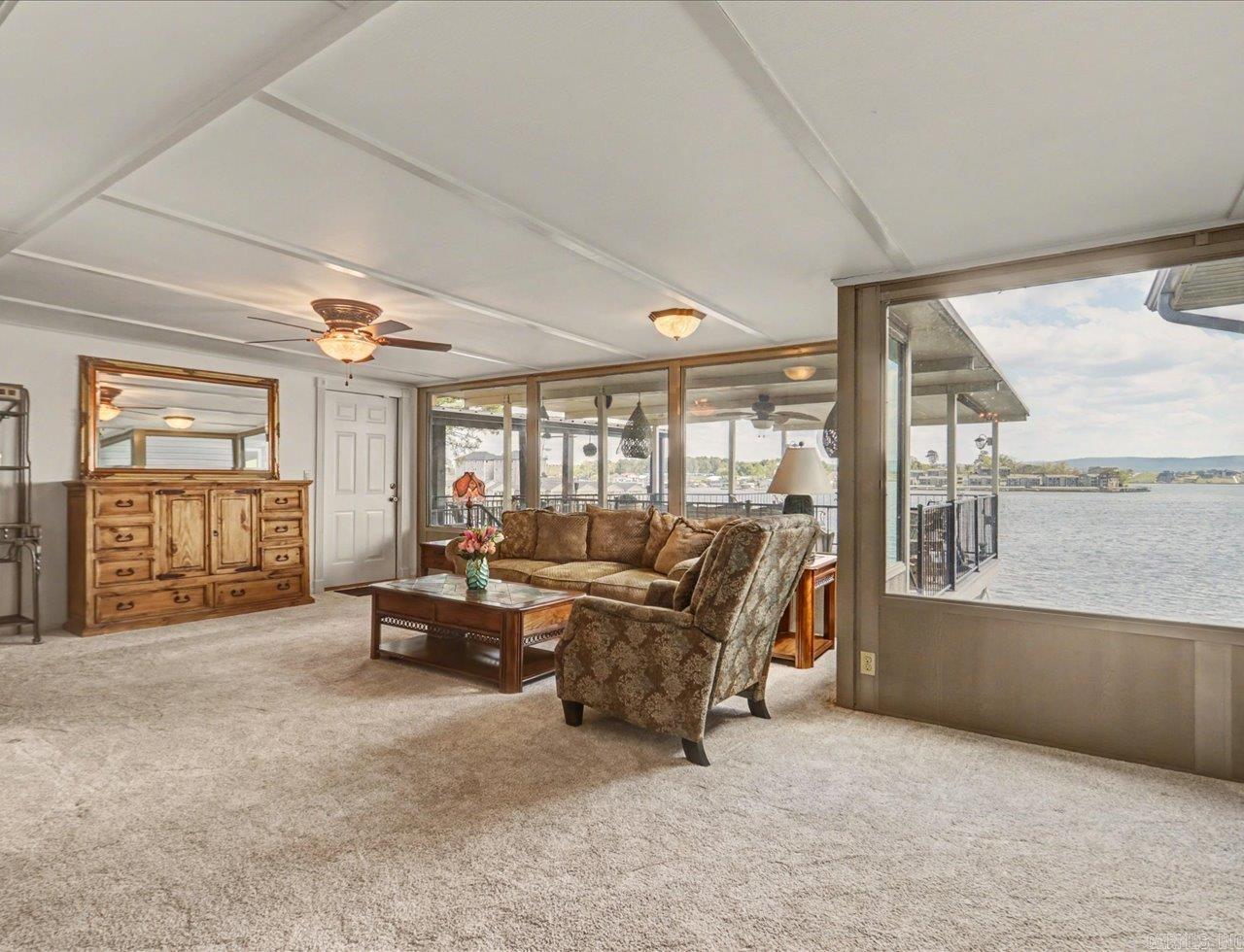 165 Pretti Point Lake Hamilton, AR 71913