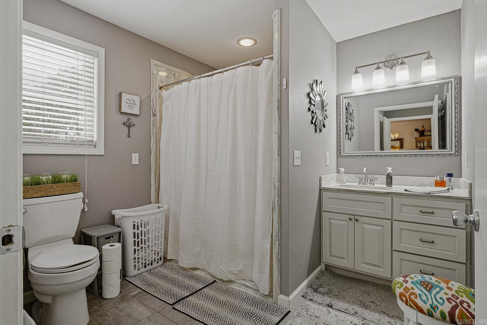 913 Hillview Dr  Paragould, AR