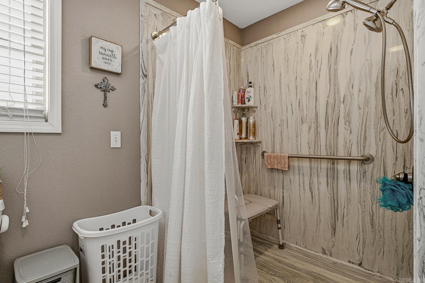 913 Hillview Dr  Paragould, AR