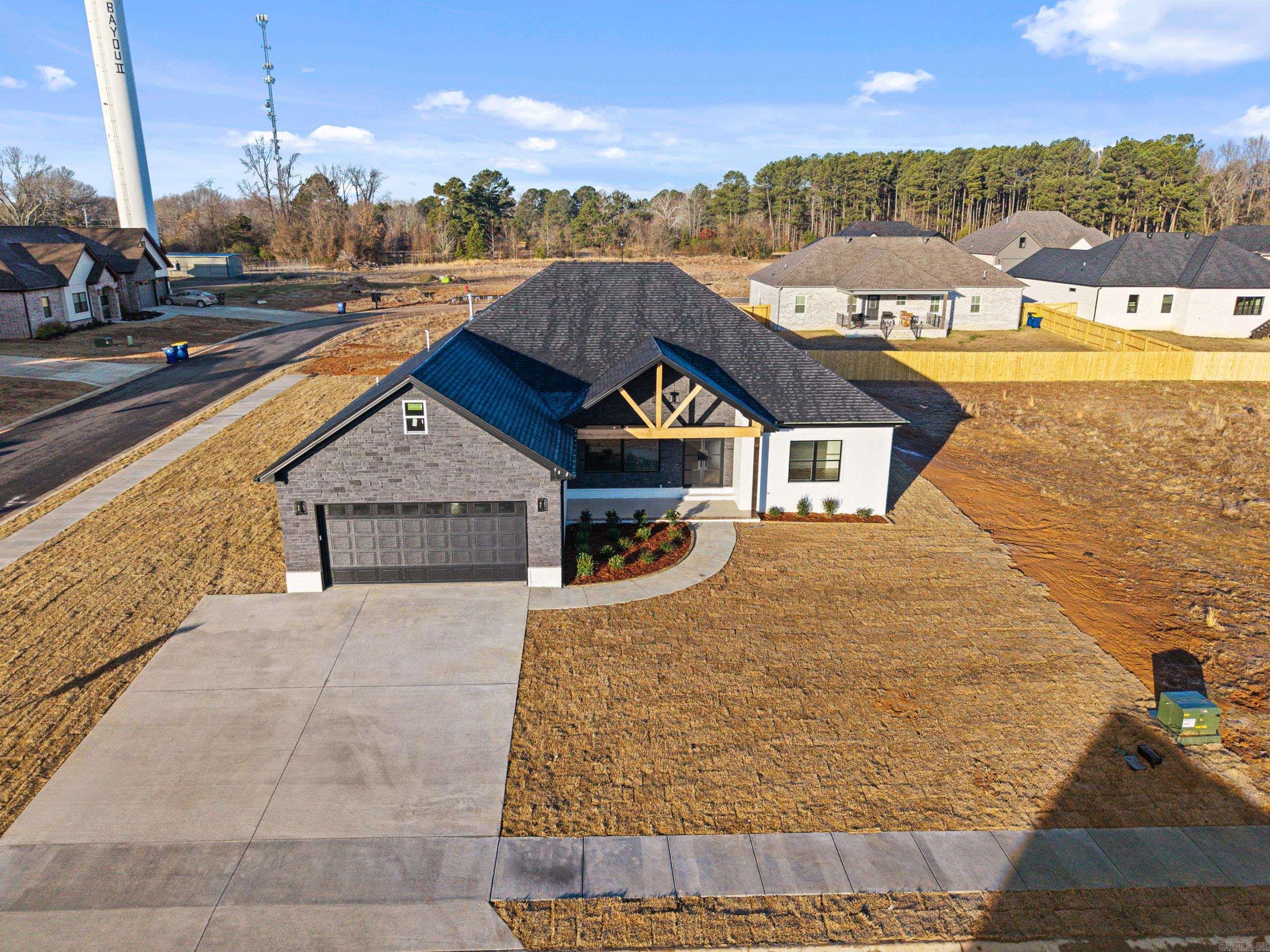 10 Brixton Cabot, AR 72023