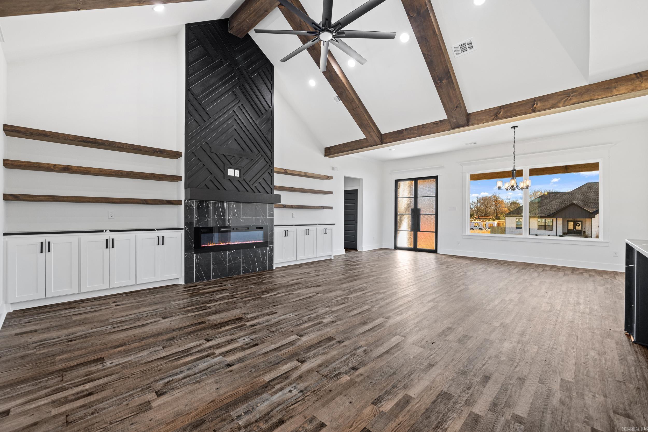 10 Brixton Cabot, AR 72023