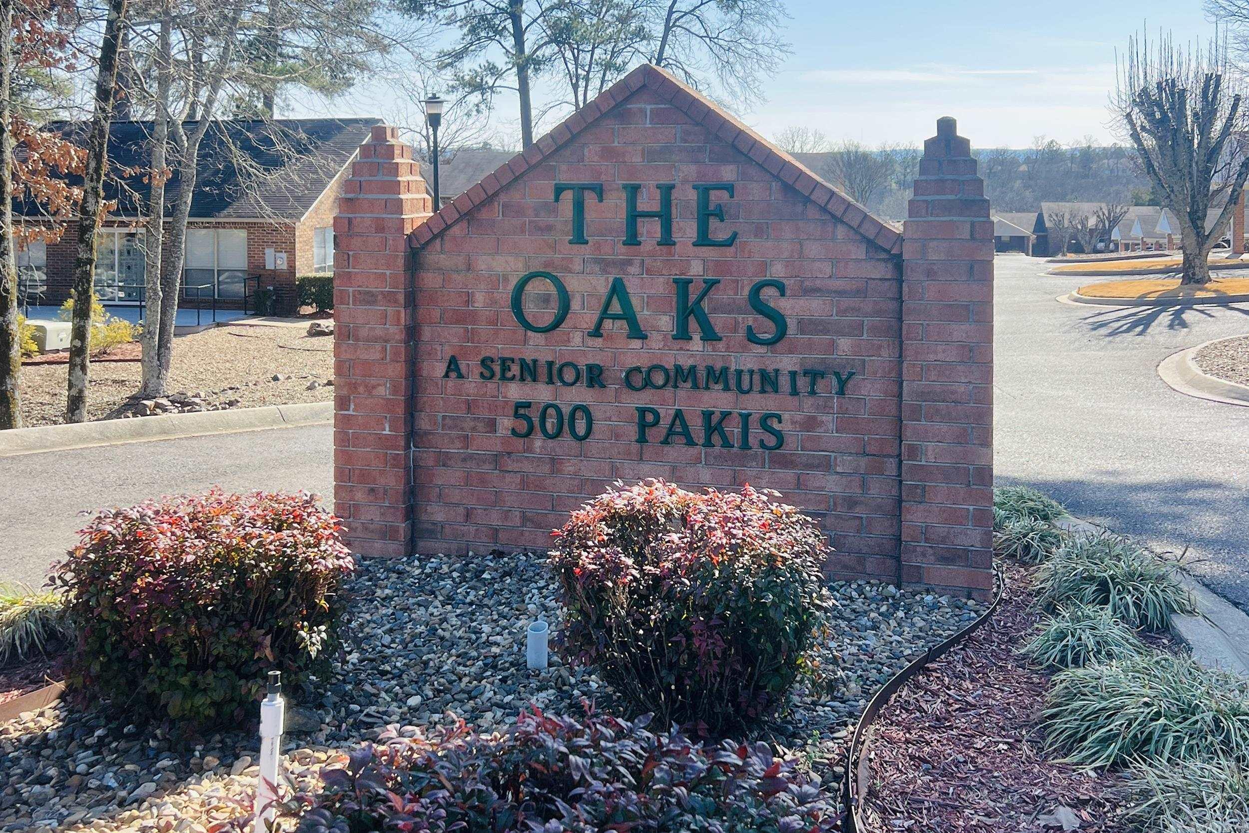 500 Pakis Hot Springs National Park, AR 71913