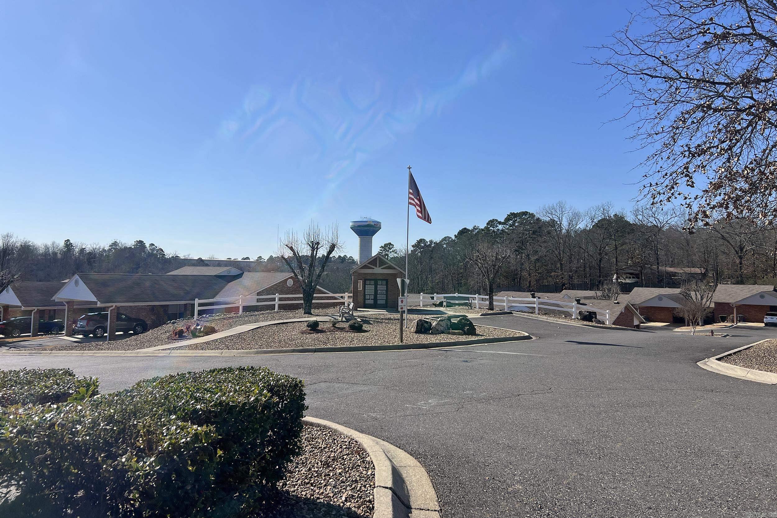 500 Pakis Hot Springs National Park, AR 71913