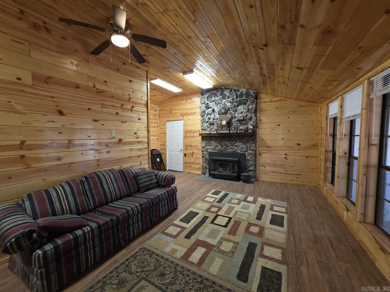 000 Private Road 278-23 Myrtle, AR 65778