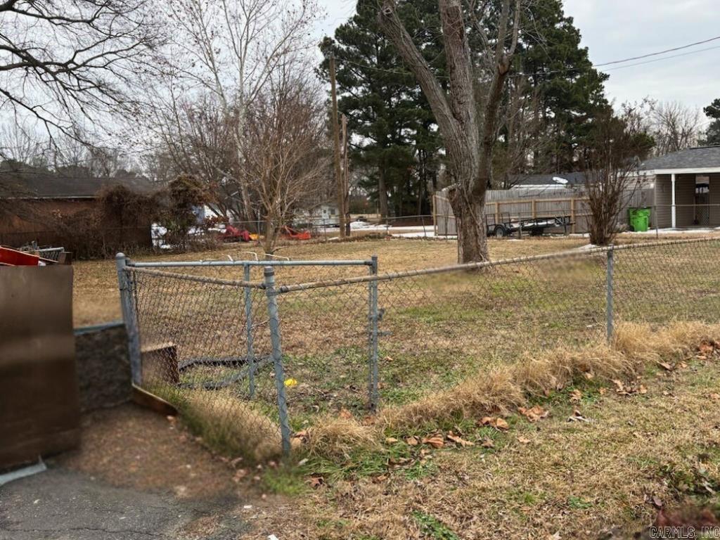 701 E 3rd  Carlisle, AR