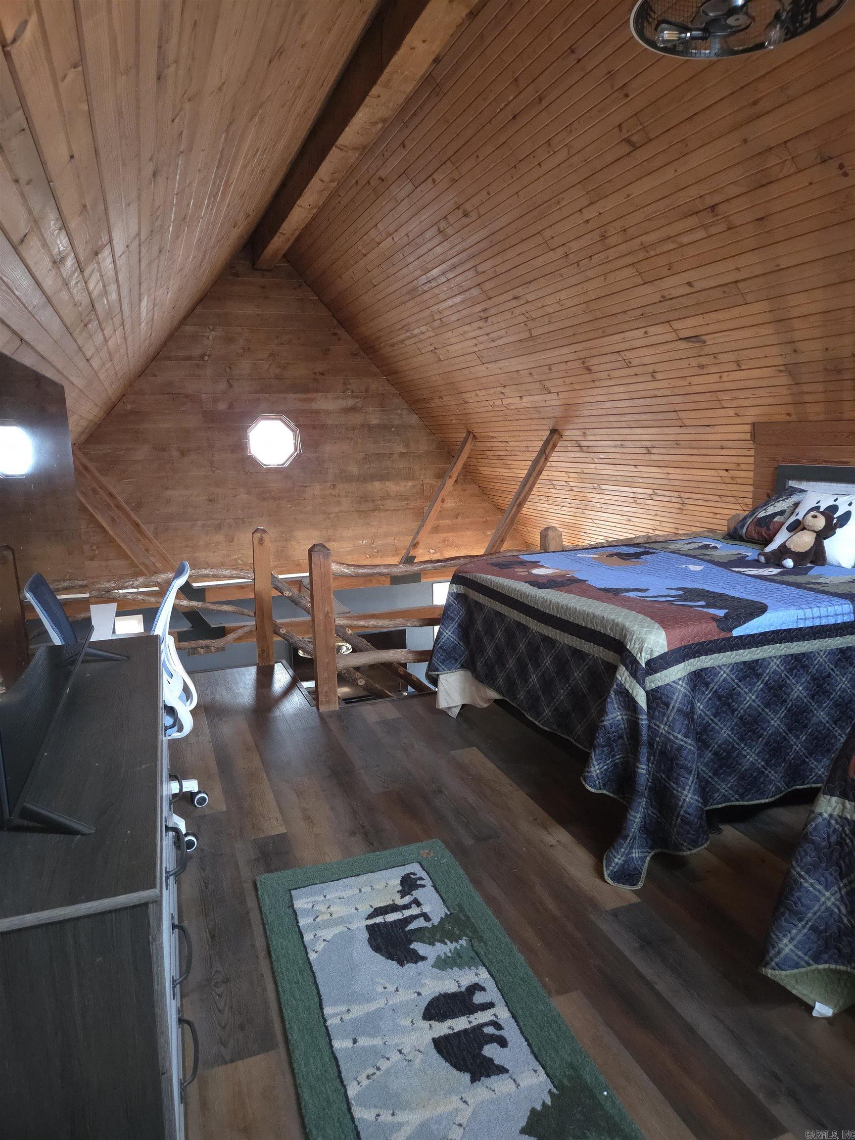 193 Shanendoah Lane  Mena, AR