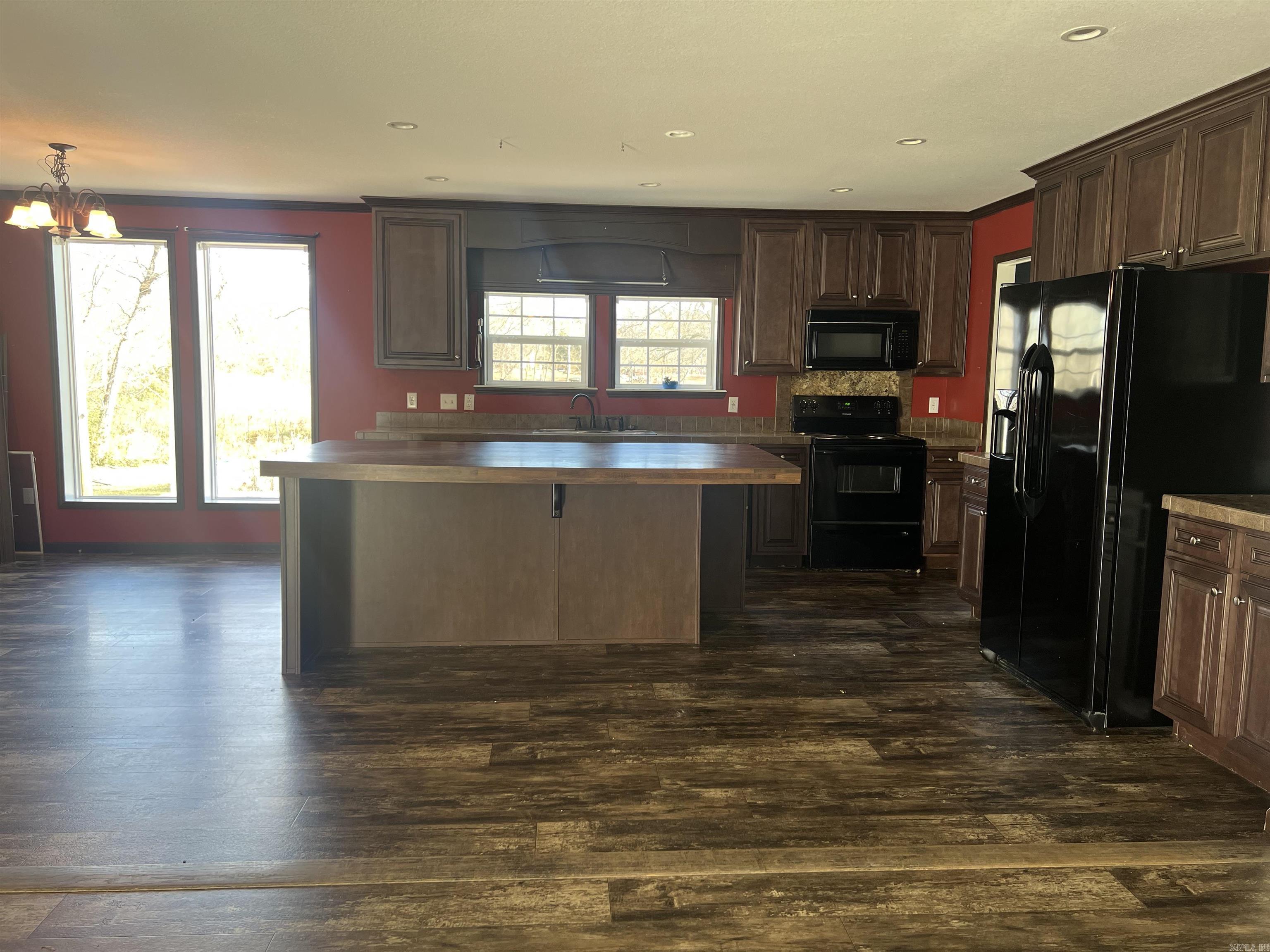 10 Torro Park  Greenbrier, AR