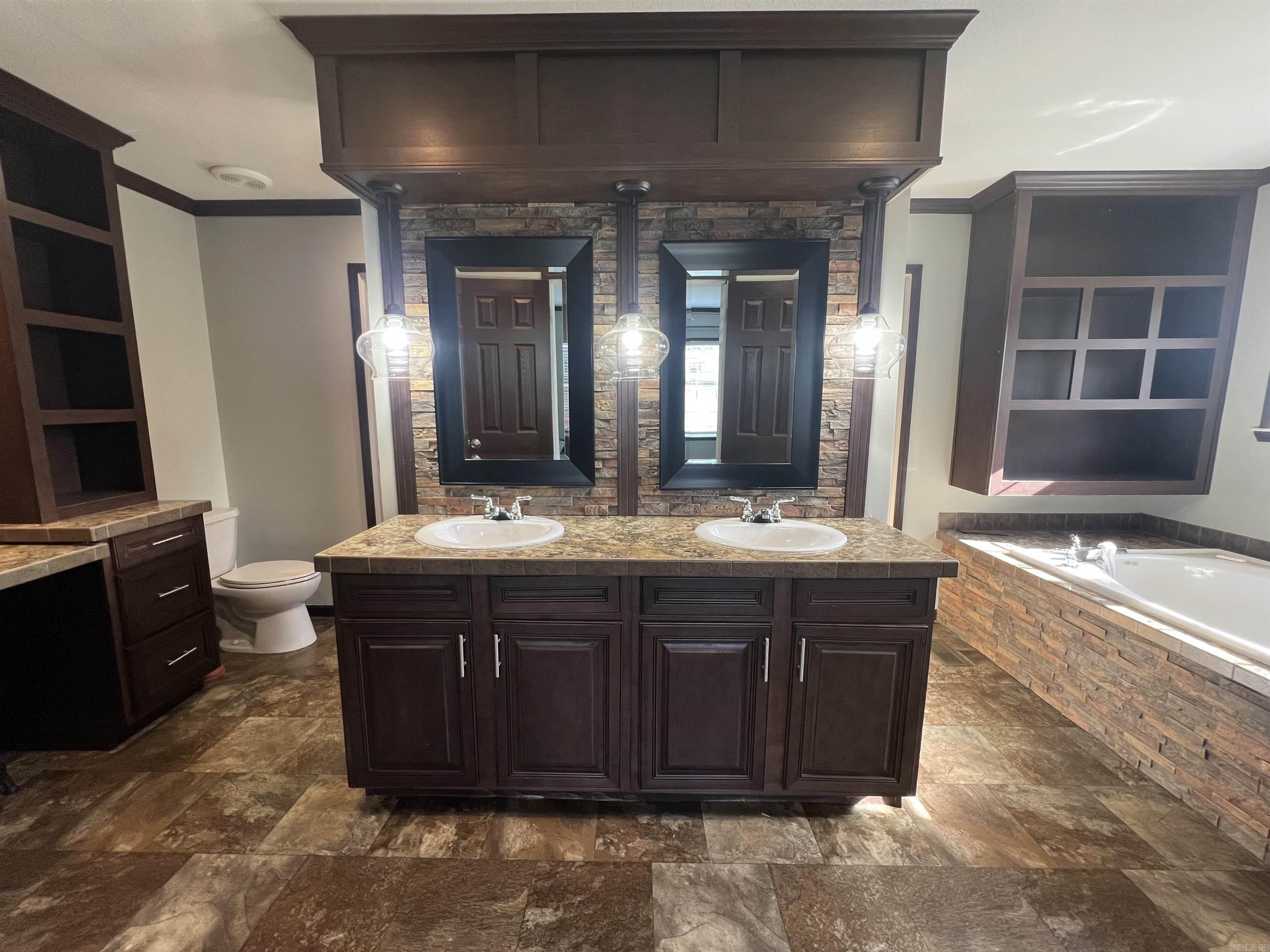 10 Torro Park Circle Greenbrier, AR 72058