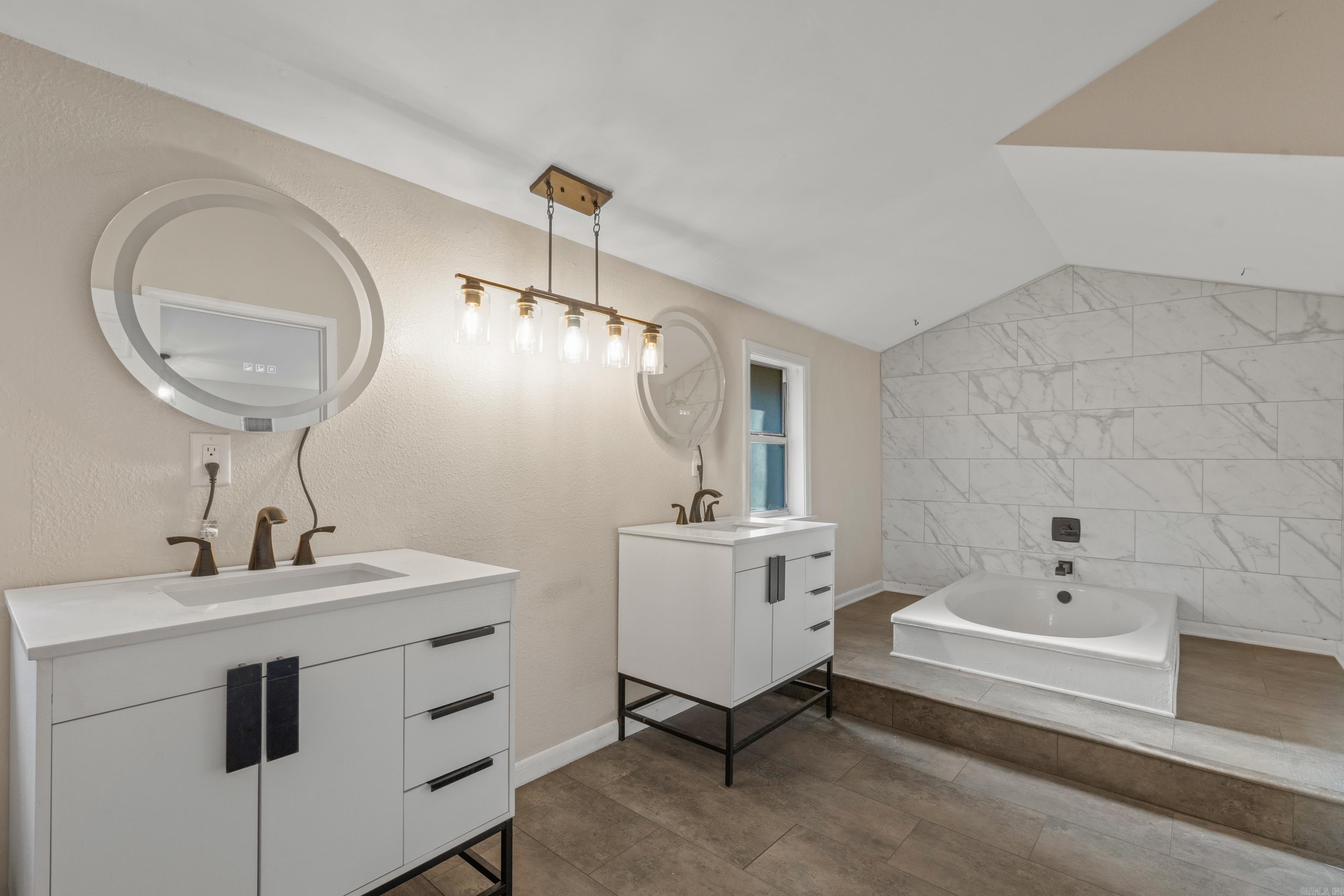 6 Pego Circle Hot Springs Village, AR 71909