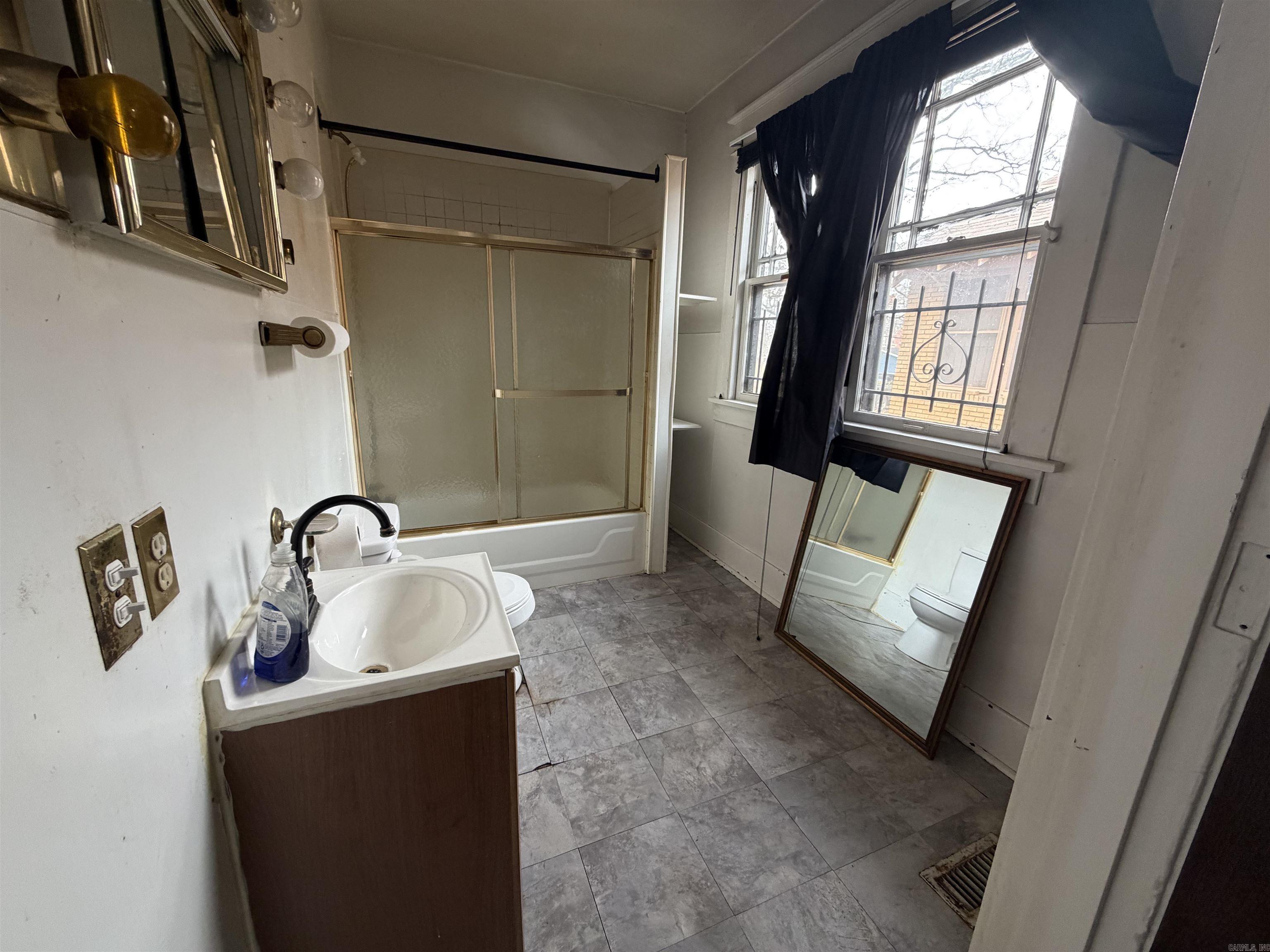 2010 S Summit  Little Rock, AR