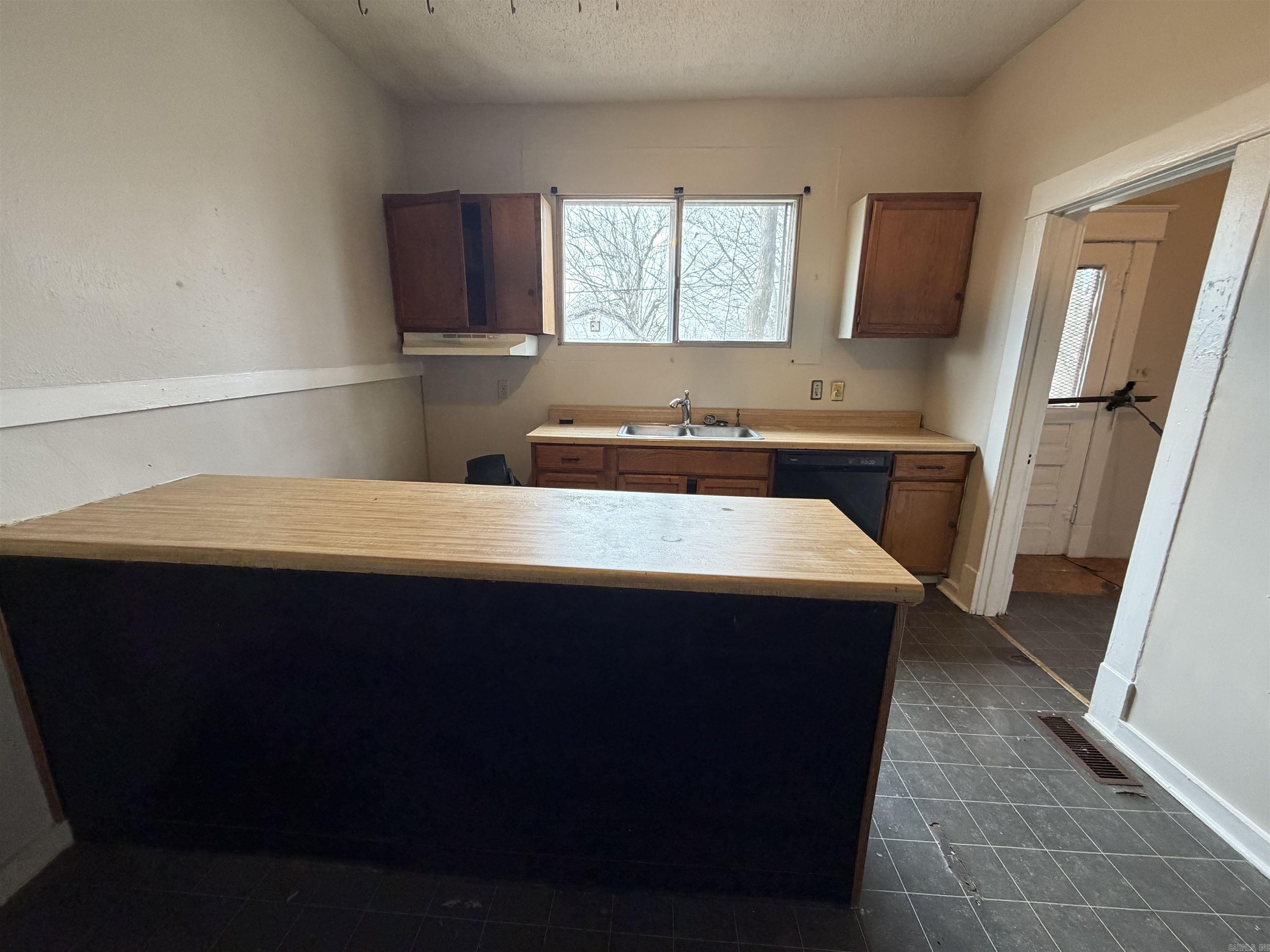 2010 S Summit  Little Rock, AR