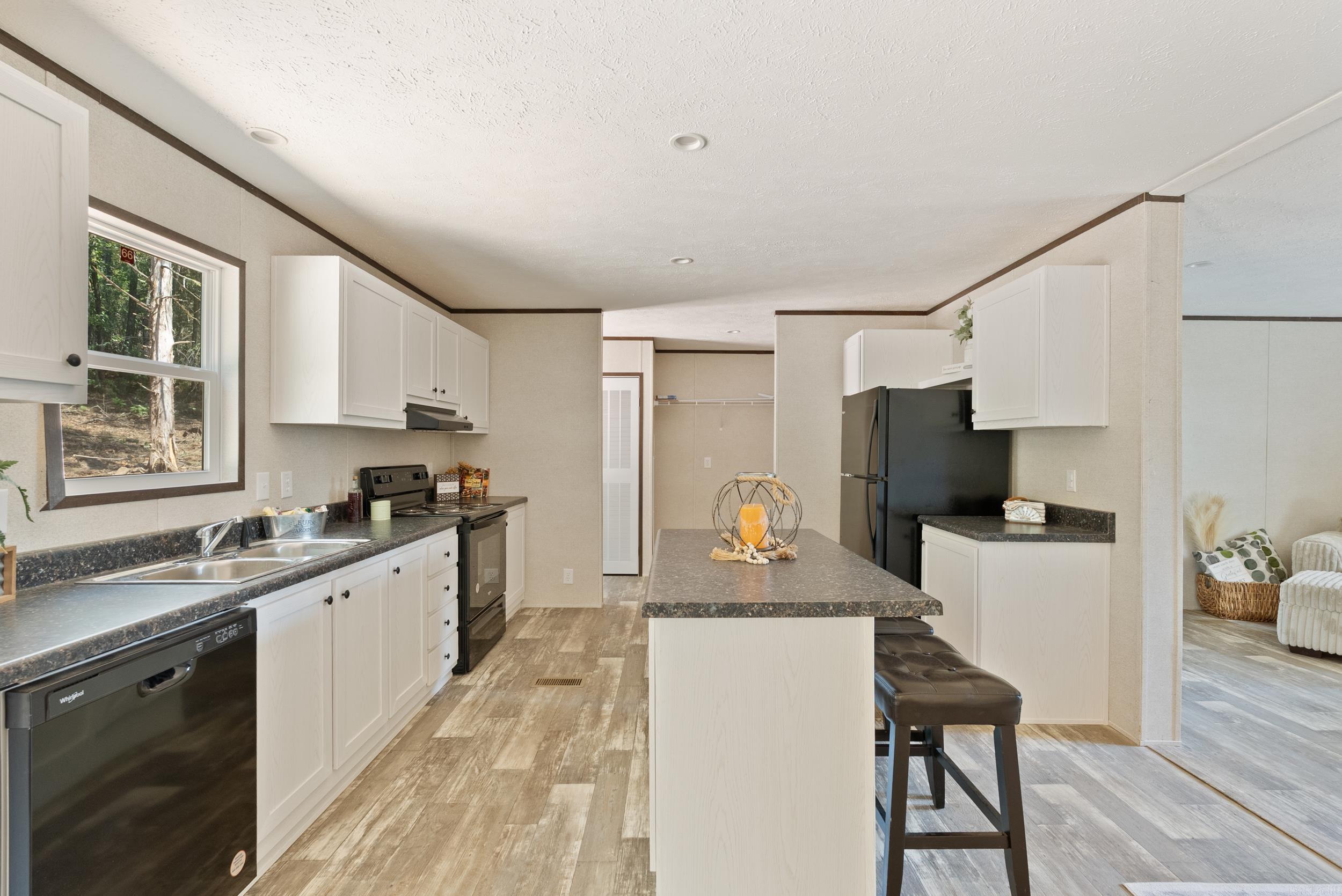 4736 Hwy 60 W Perryville, AR 72126