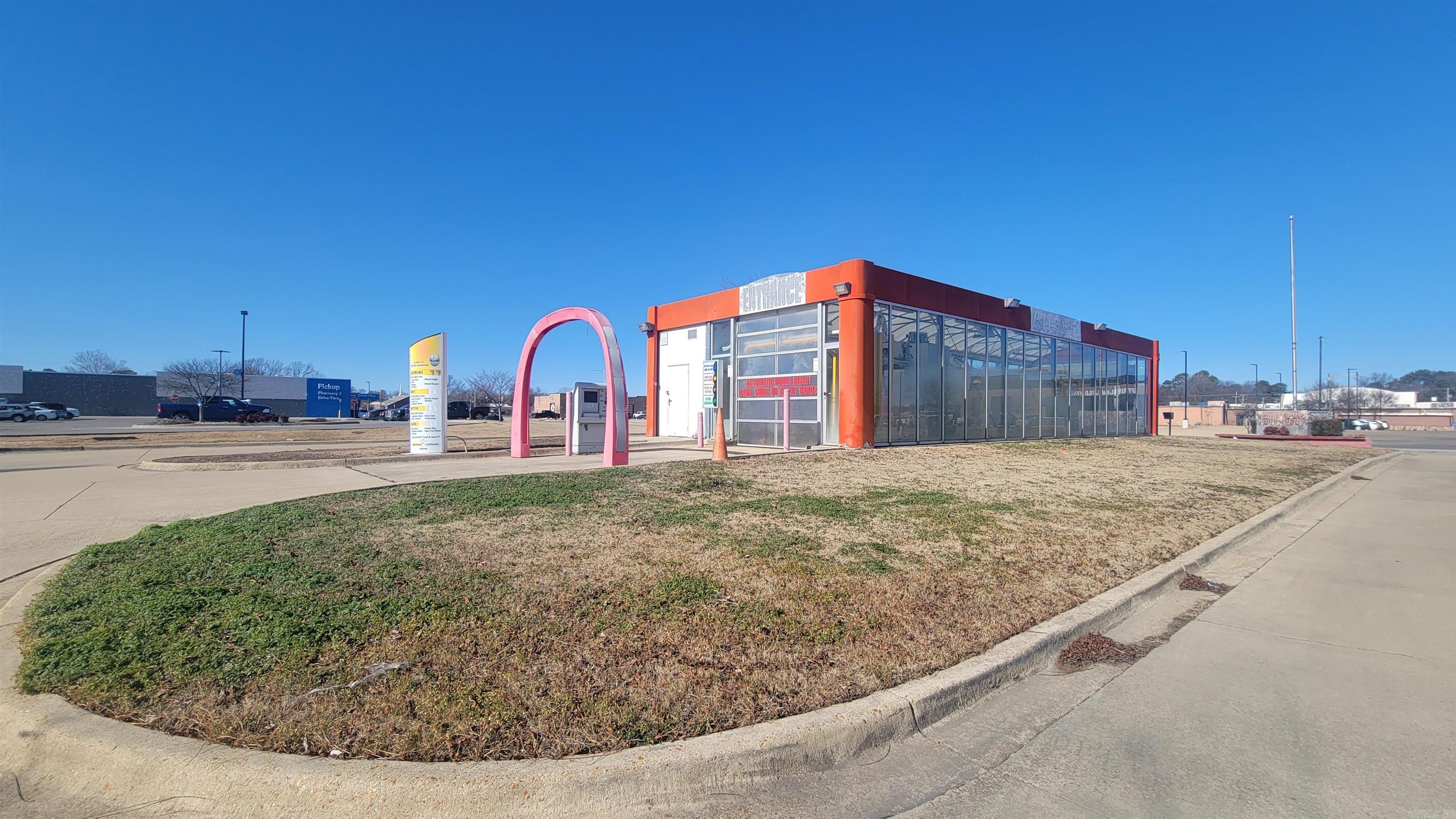 2823 Creek  Jonesboro, AR