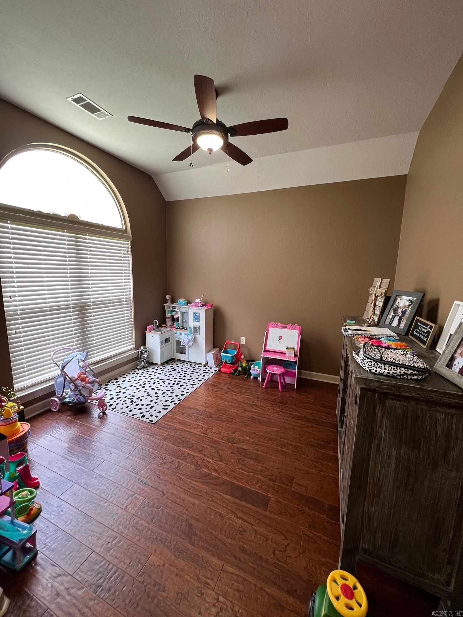 8 Lael Cove  Greenbrier, AR