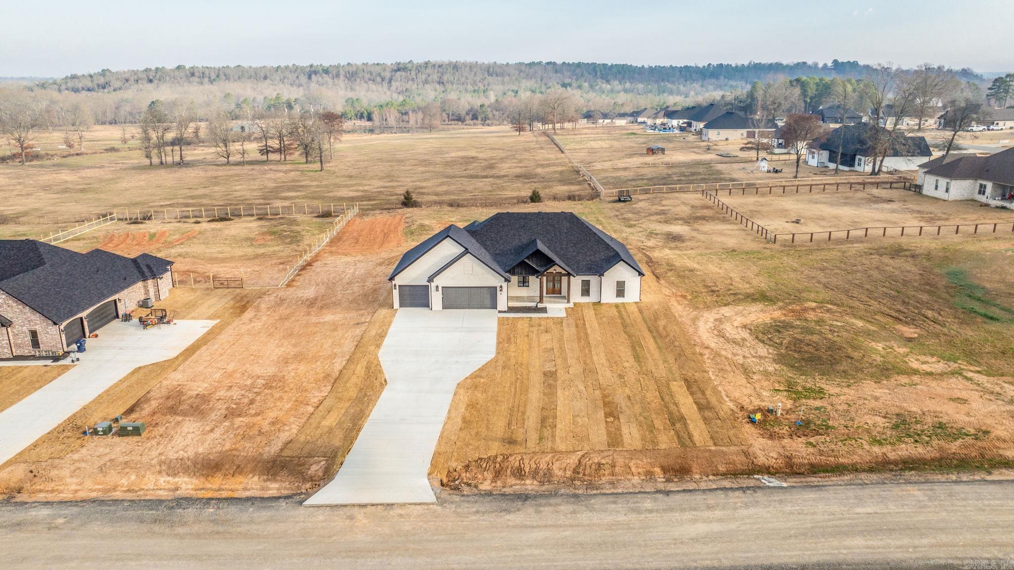 6 Republican Meadow Lane Greenbrier, AR 72058