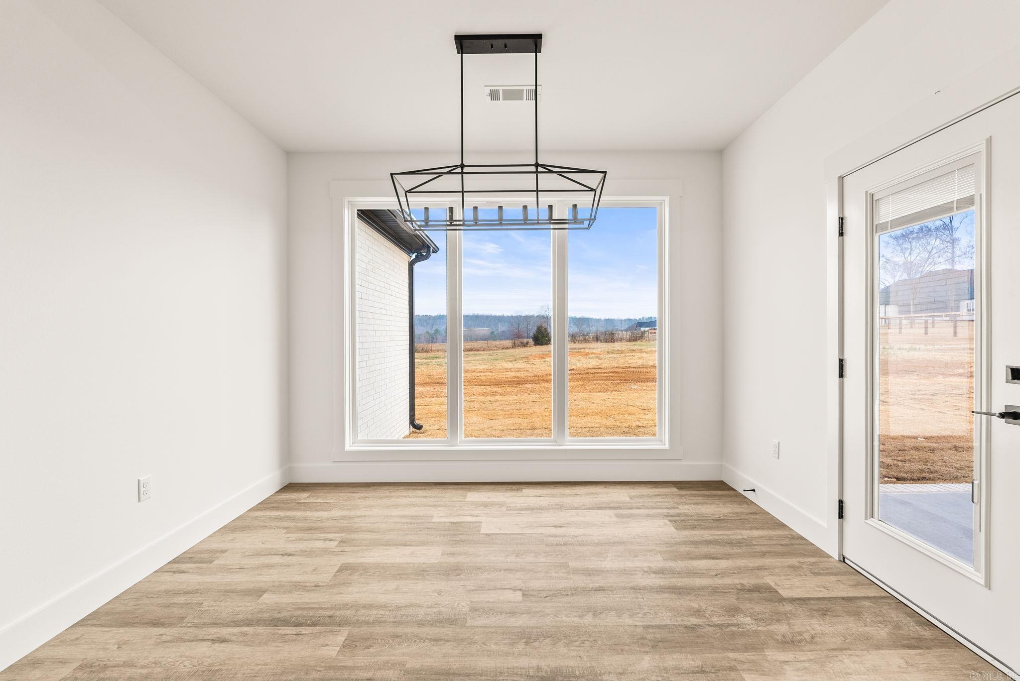 6 Republican Meadow Lane Greenbrier, AR 72058