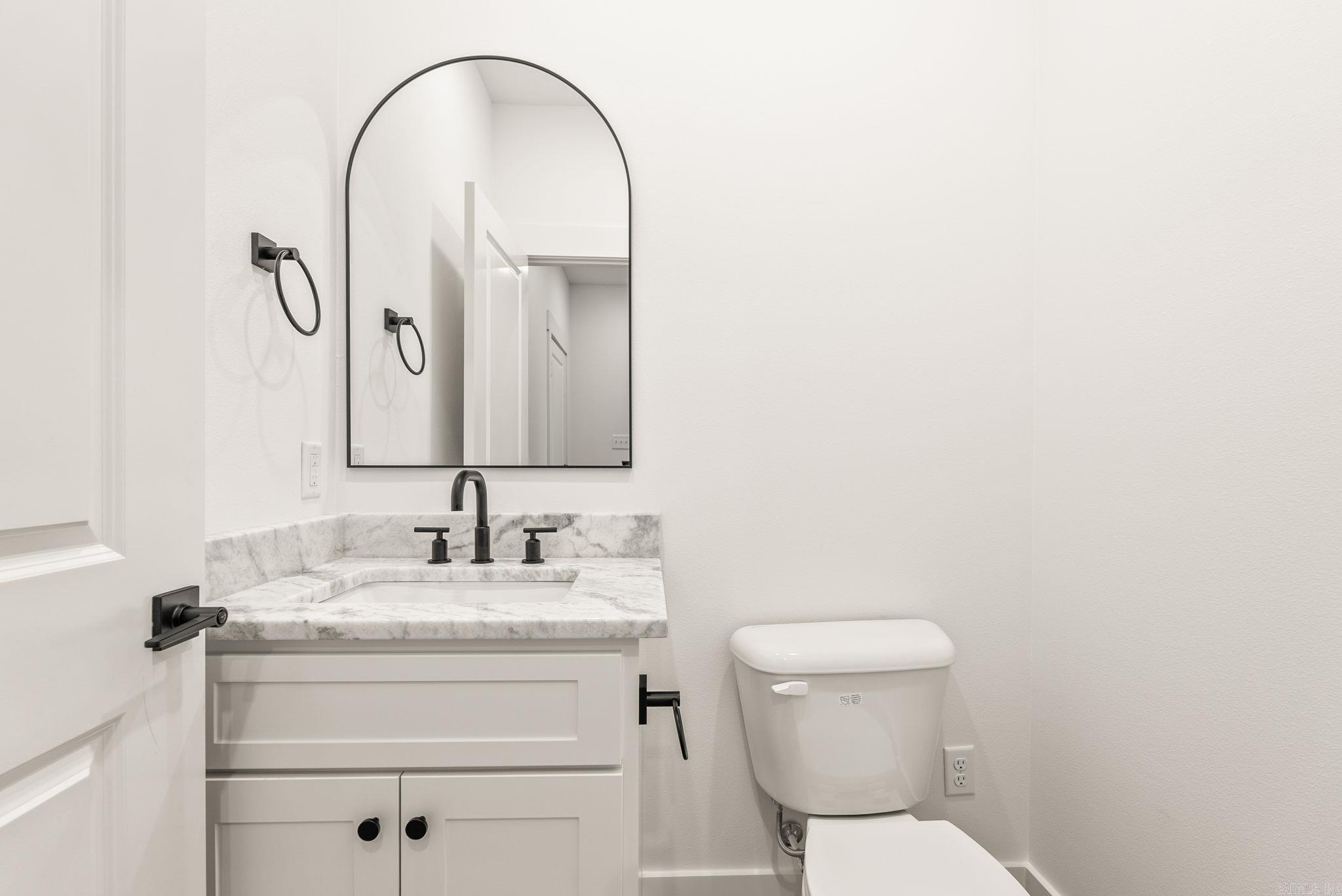 6 Republican Meadow Lane Greenbrier, AR 72058