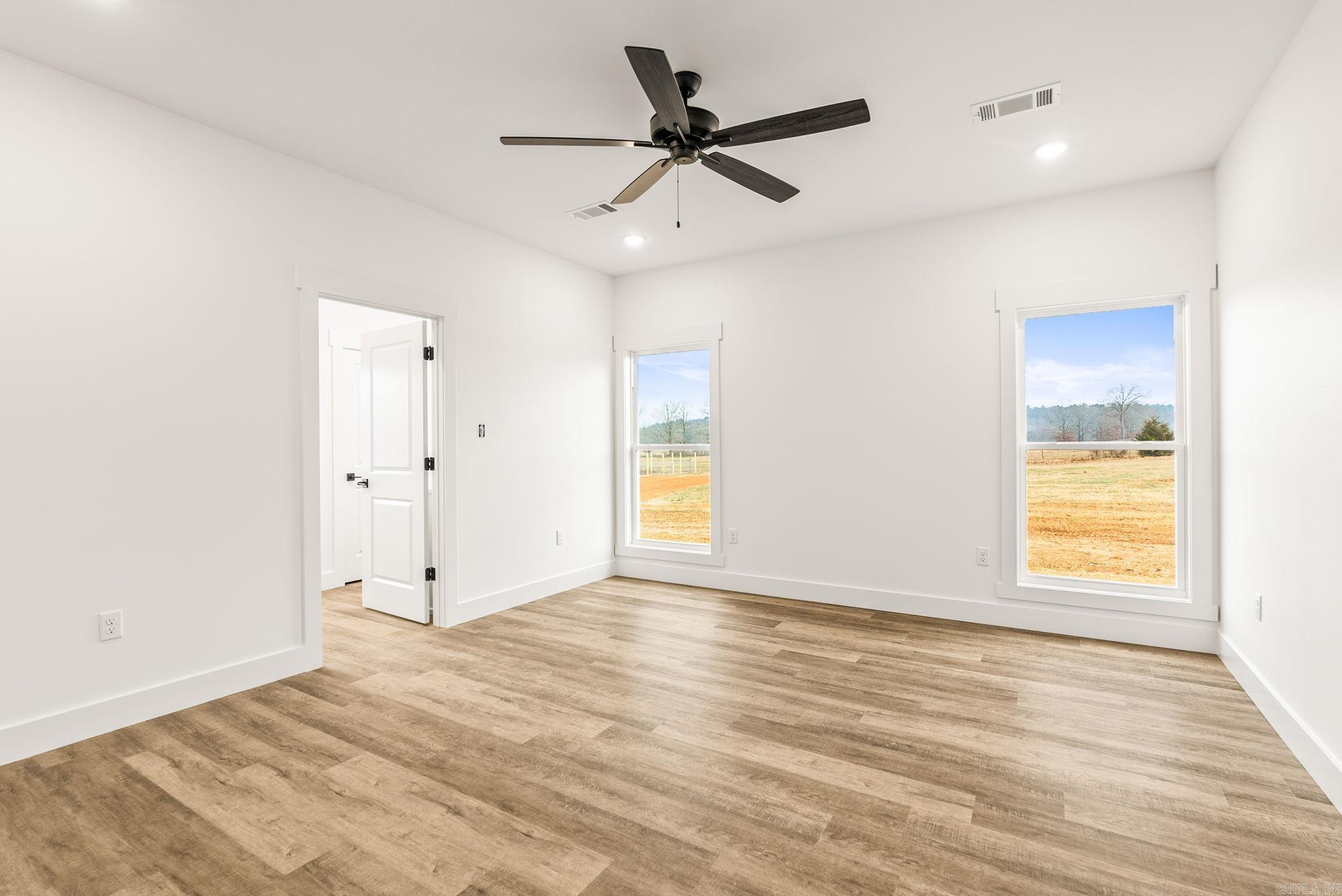 6 Republican Meadow Lane Greenbrier, AR 72058