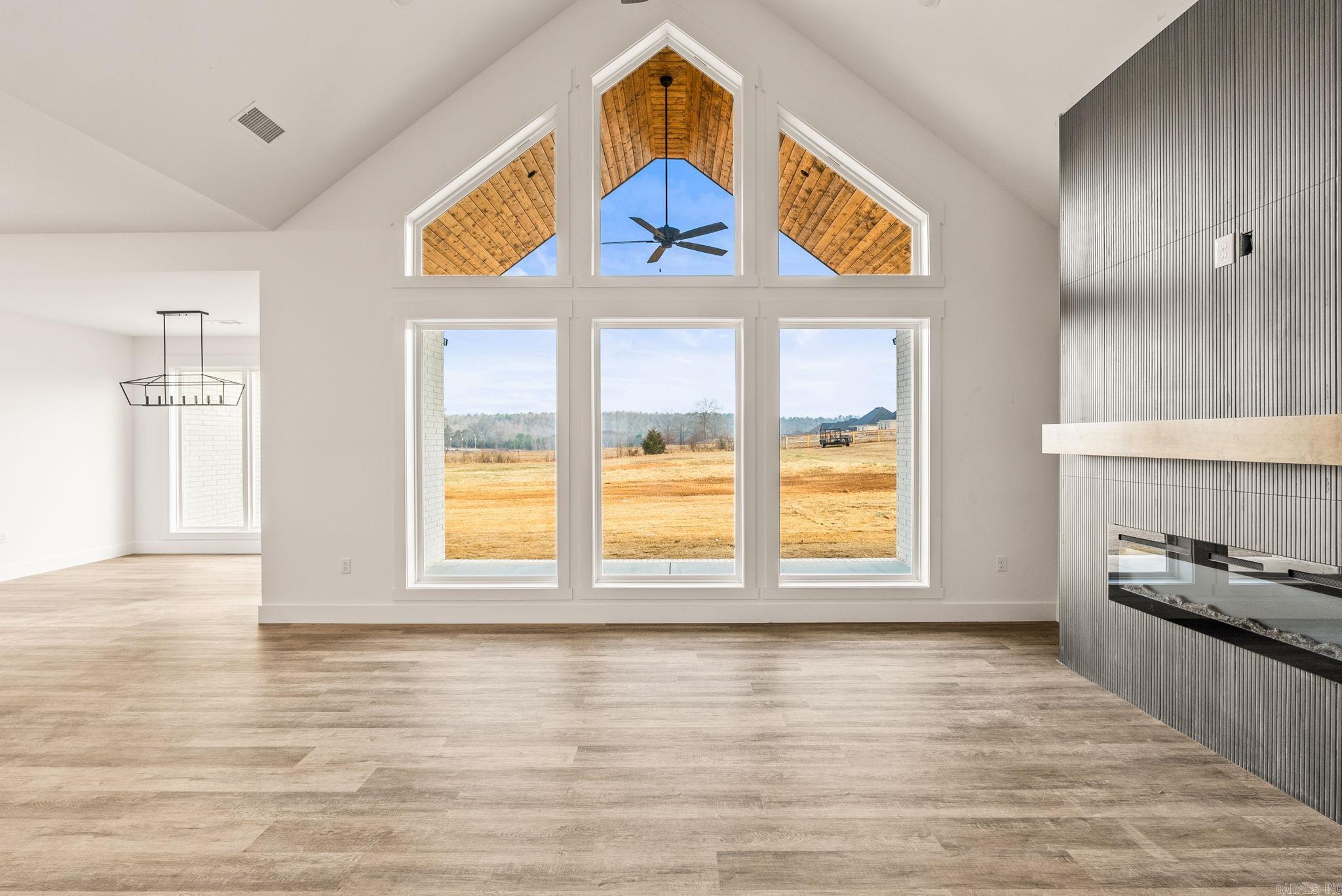 6 Republican Meadow Lane Greenbrier, AR 72058