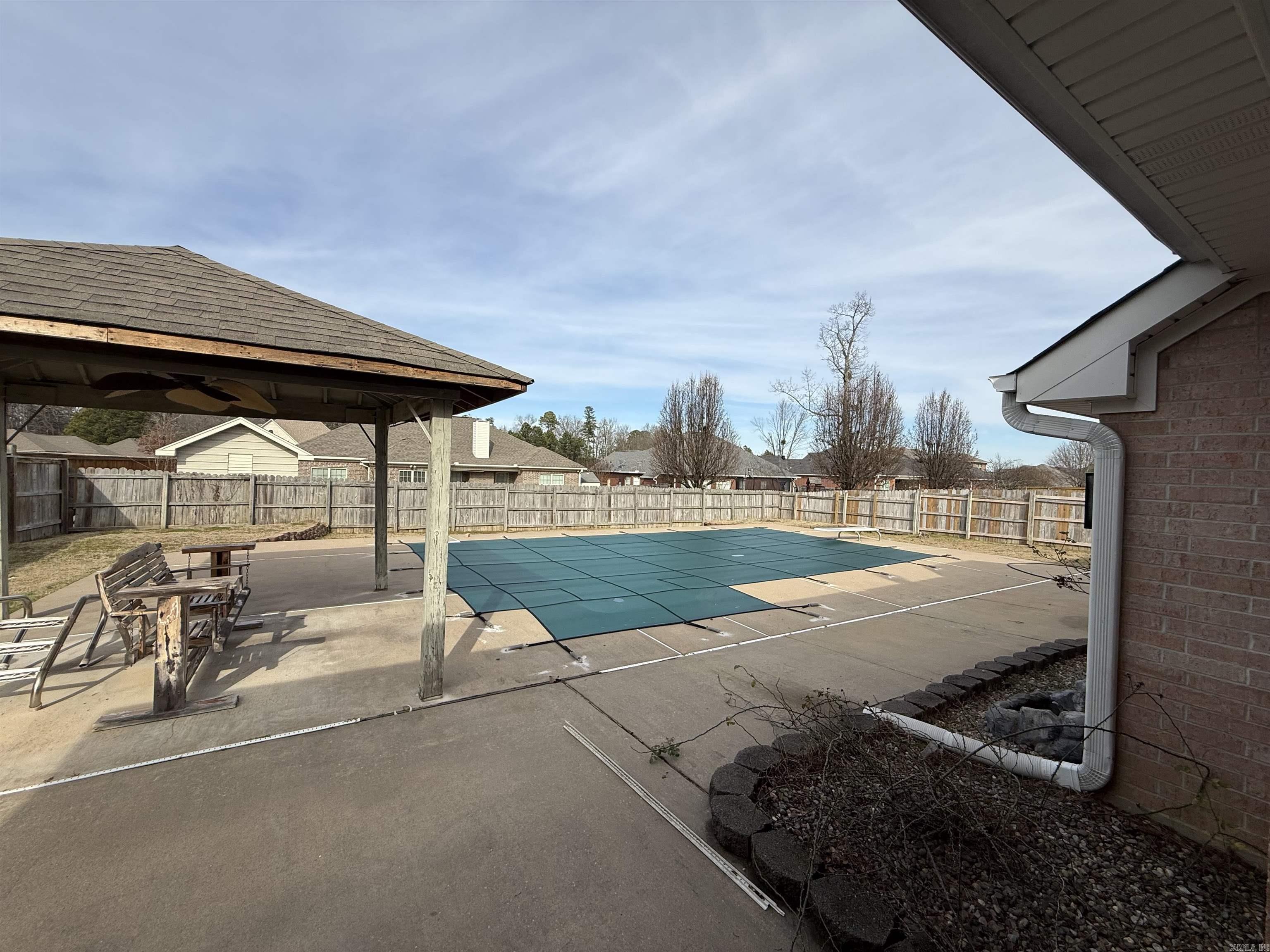 137 GRIZZLY BEAR White Hall, AR 71602